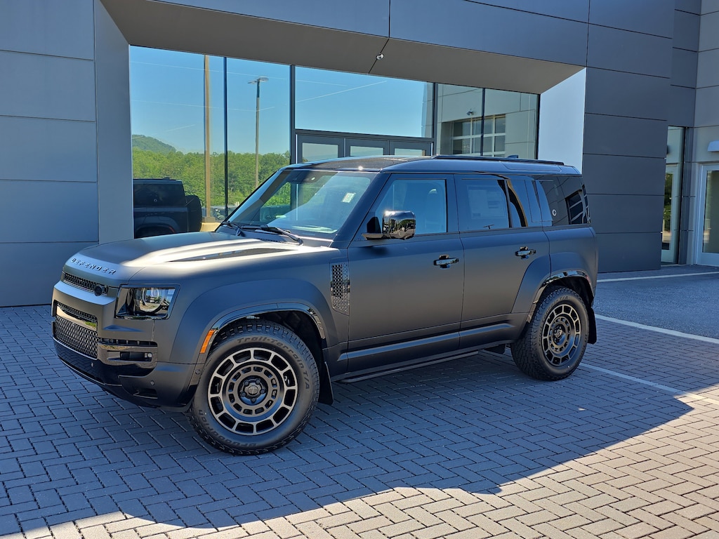 New 2026 Land Rover Defender 110 Octa Black Defender 110 Octa Black SUV