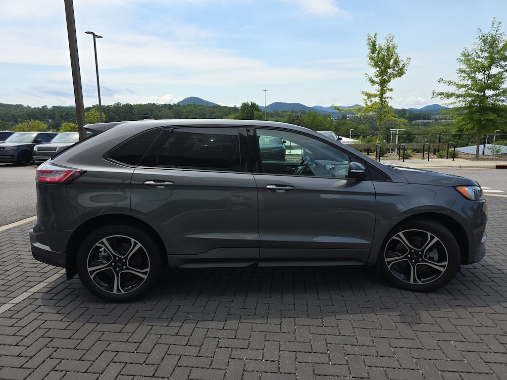 Used 2023 Ford Edge ST AWD