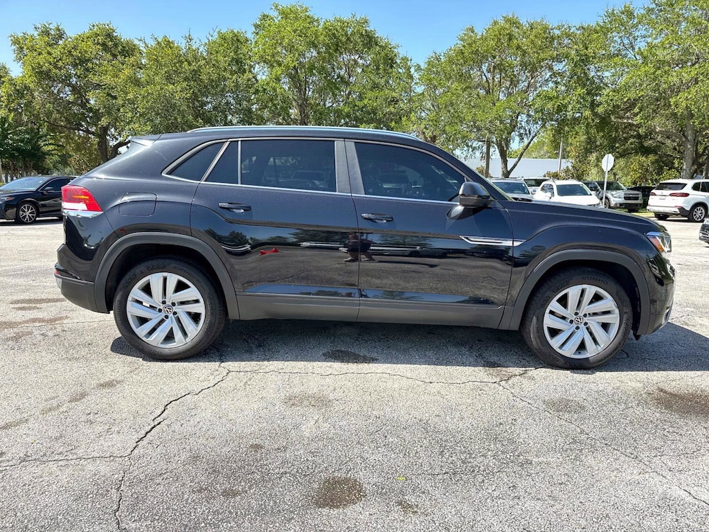 Used 2023 Volkswagen Atlas Cross Sport 3.6L V6 SE w/Technology 3.6L V6 SE w/Technology FWD