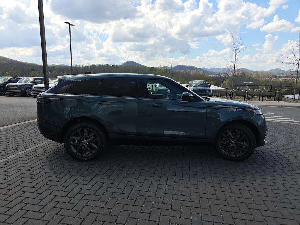 New 2026 Land Rover Range Rover Velar Dynamic SE