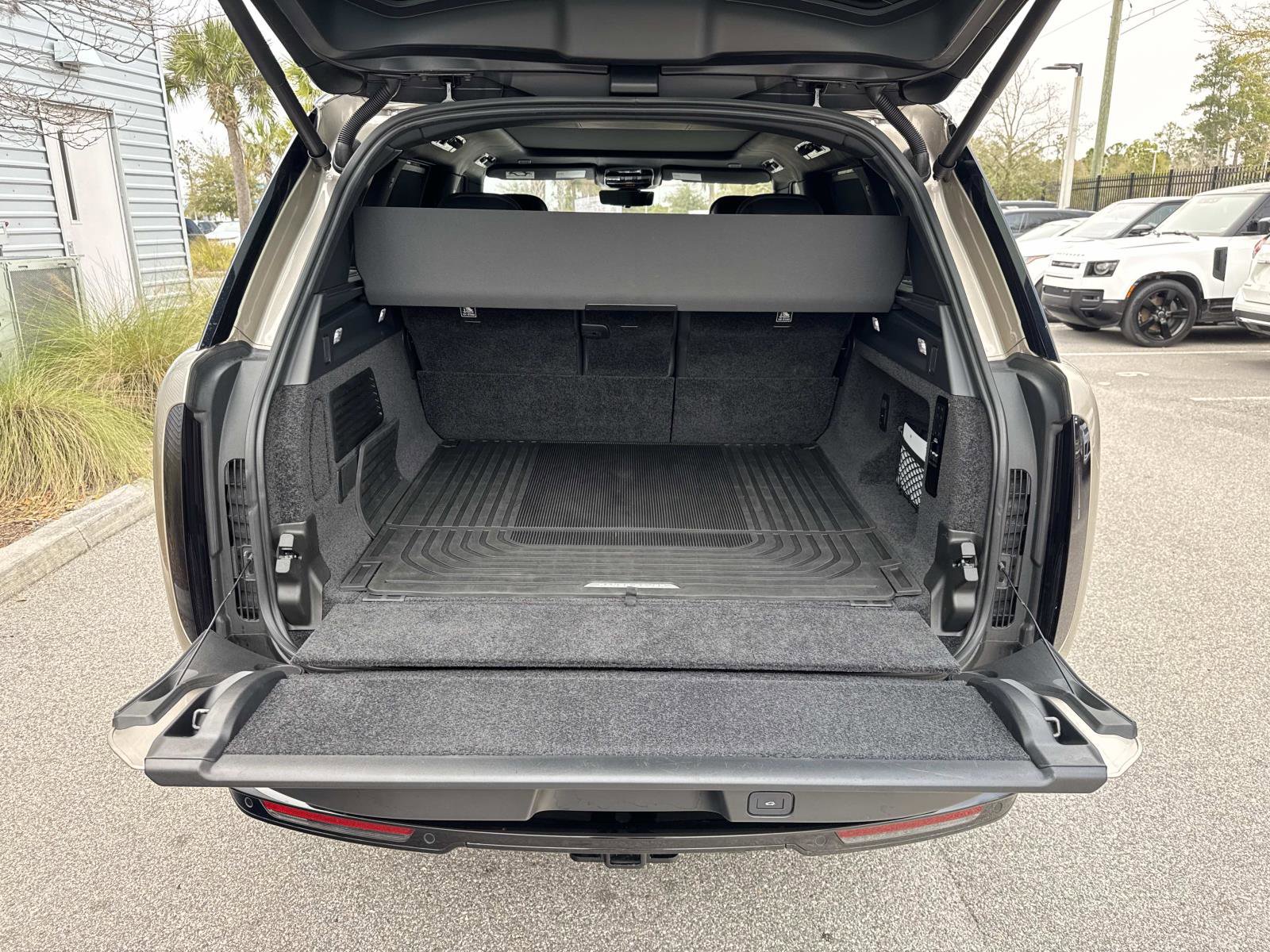 2023 Land Rover Range Rover Autobiography - Photo 11