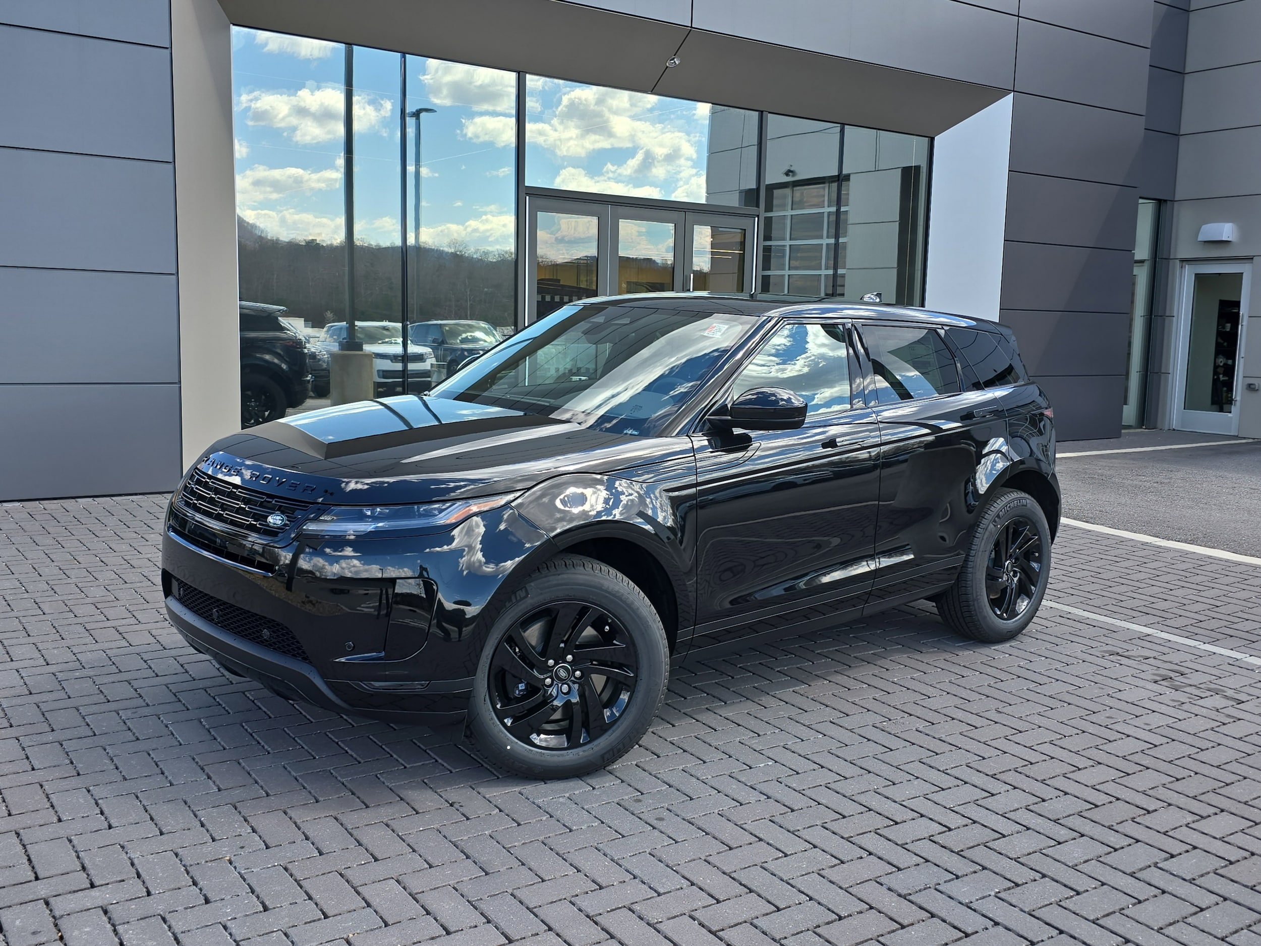2026 Land Rover Range Rover Evoque