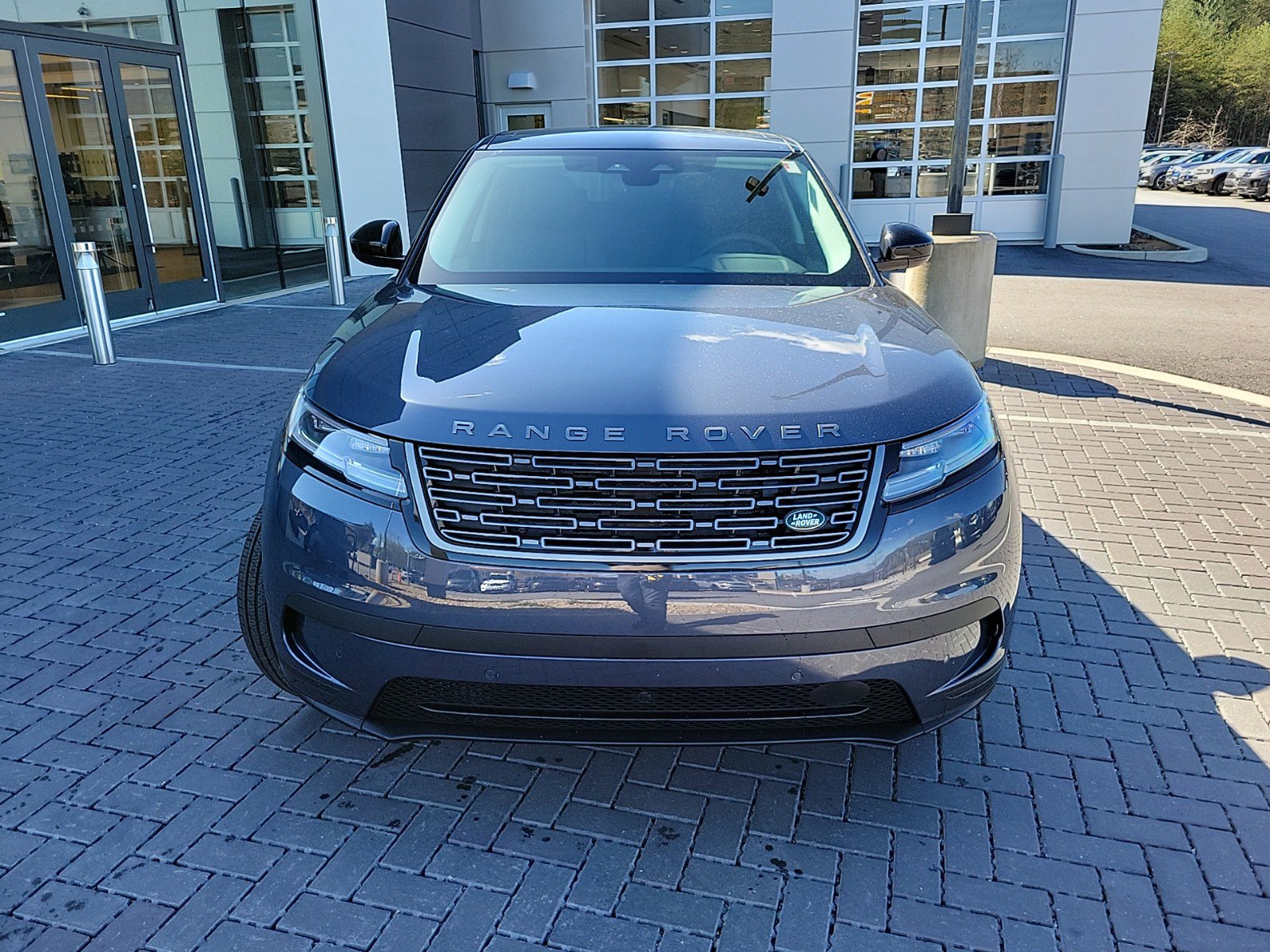 2025 Land Rover Range Rover Velar S photo 2