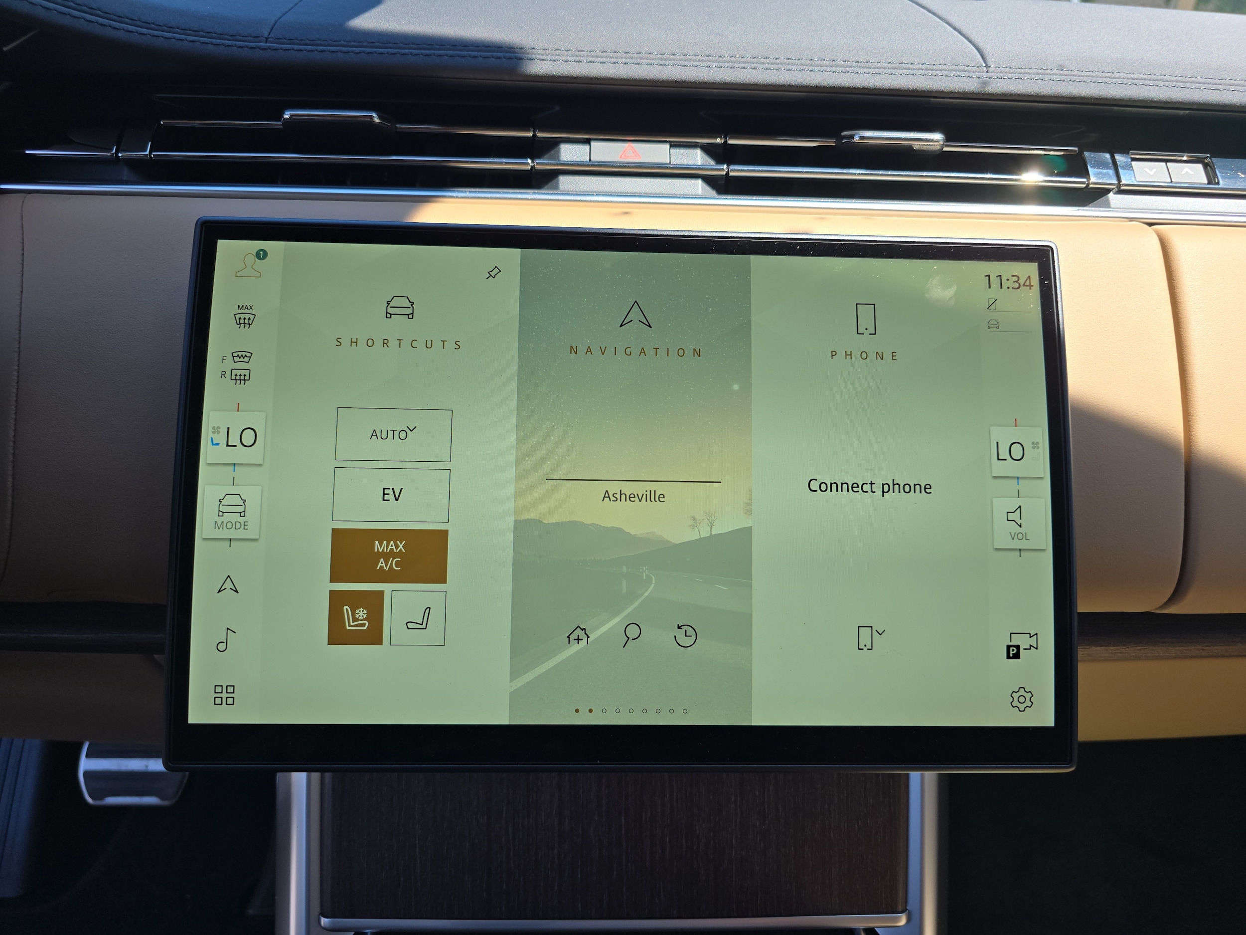 2026 Land Rover Range Rover SE - Photo 25
