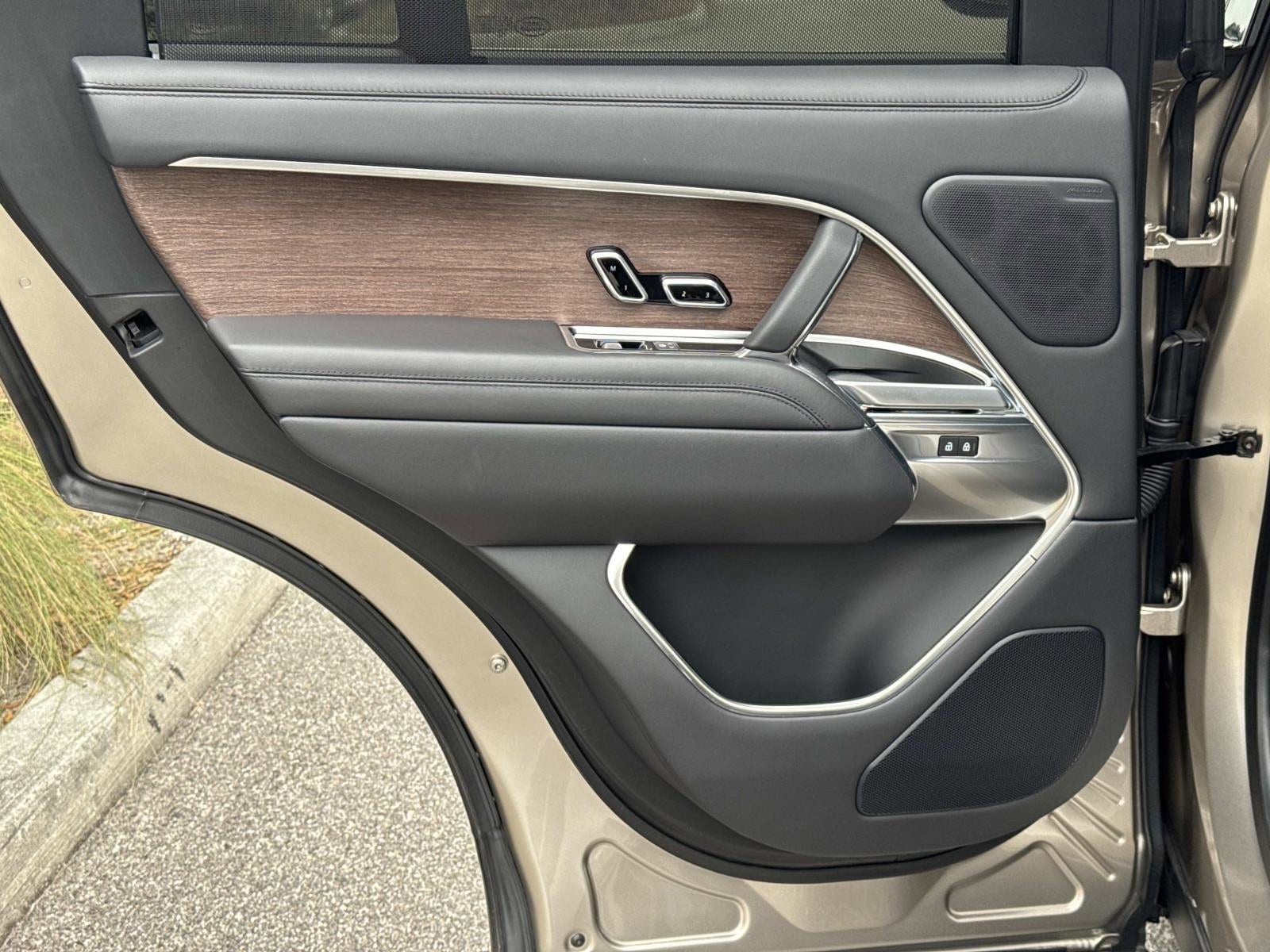 2023 Land Rover Range Rover Autobiography - Photo 13