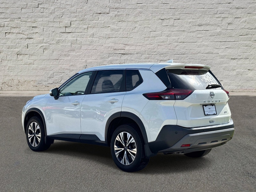 Used 2023 Nissan Rogue FWD SV