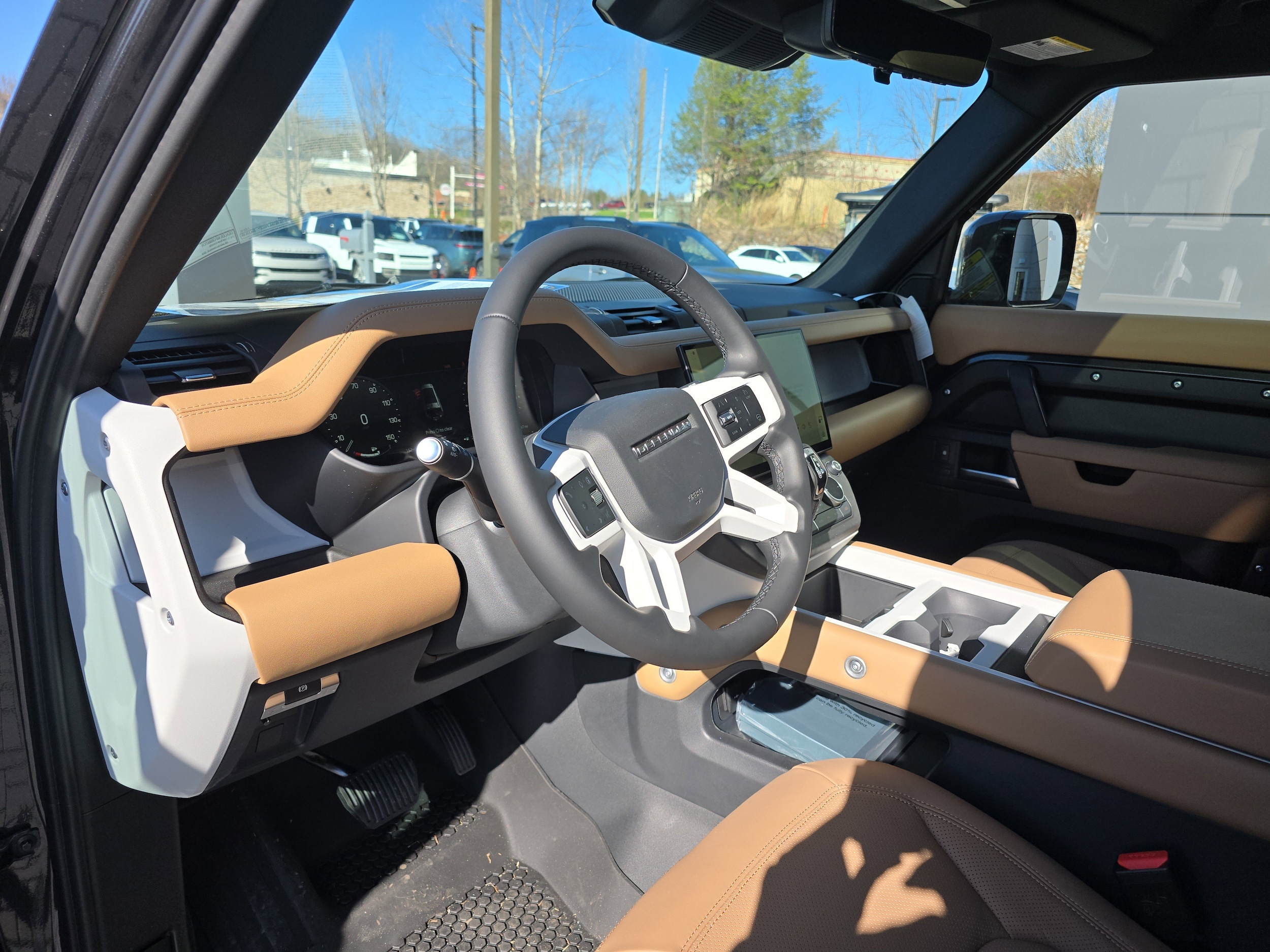 2026 Land Rover Defender X-Dynamic SE - Photo 23
