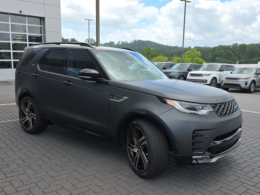 New 2026 Land Rover Discovery Tempest Edition SUV
