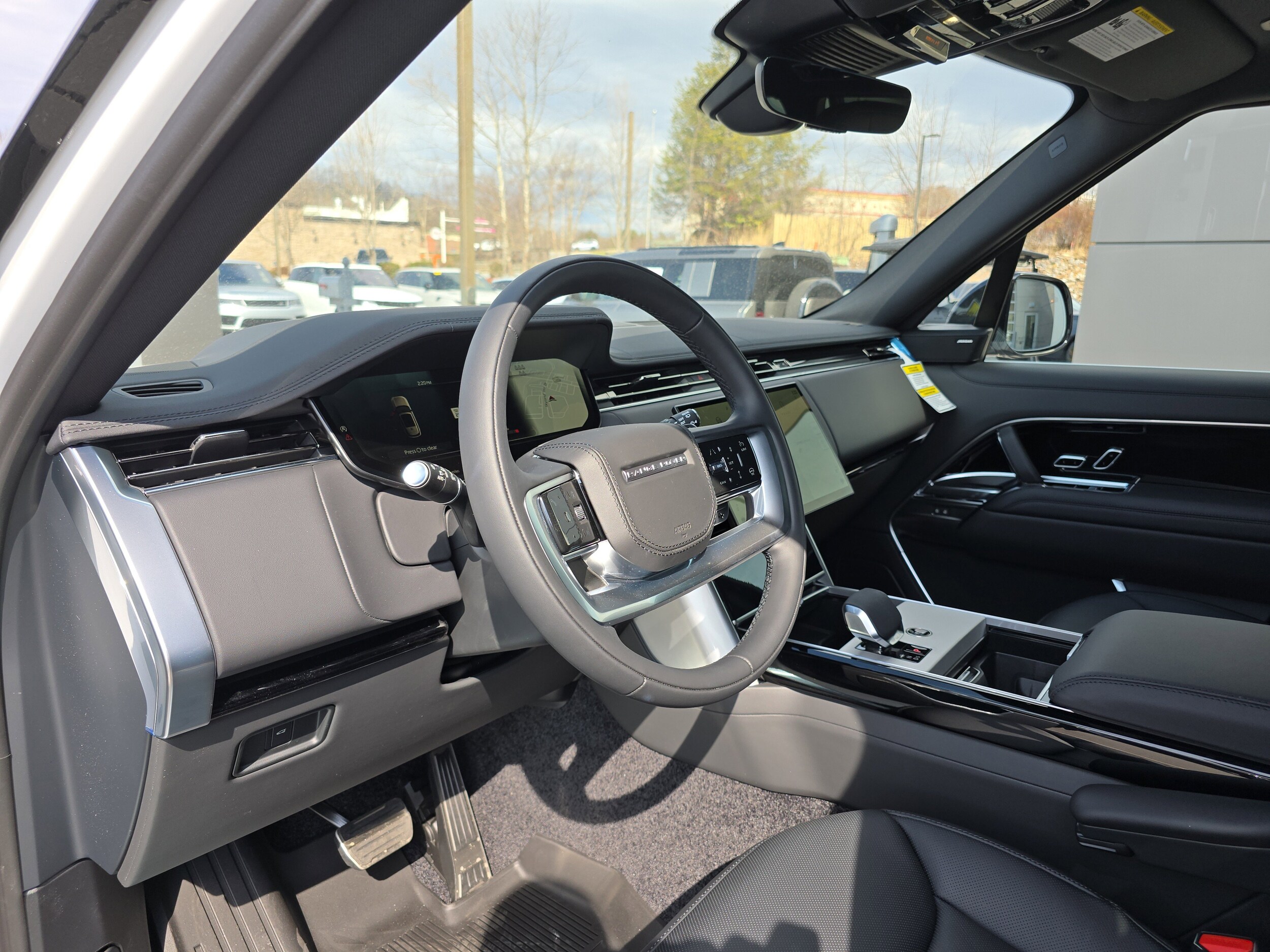 2026 Land Rover Range Rover SE - Photo 23
