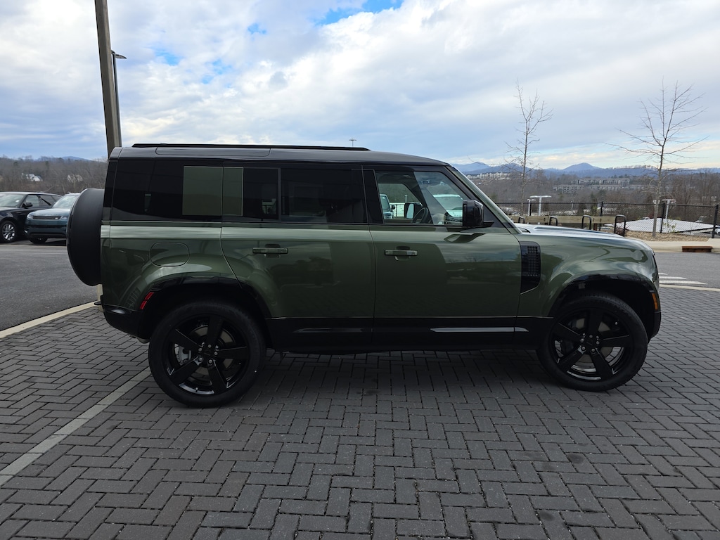 New 2026 Land Rover Defender 110 X-Dynamic SE SUV