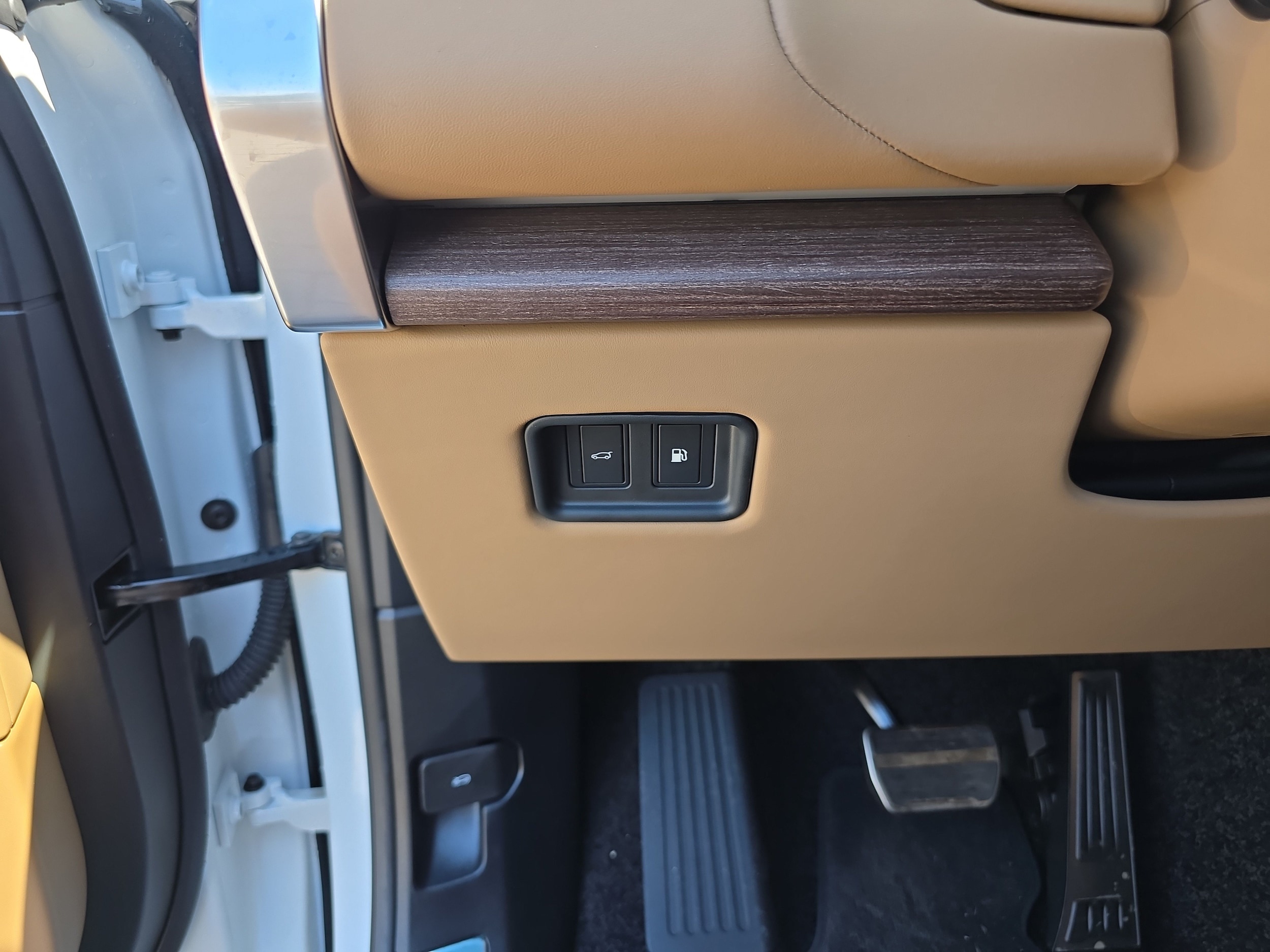 2026 Land Rover Range Rover SE - Photo 32