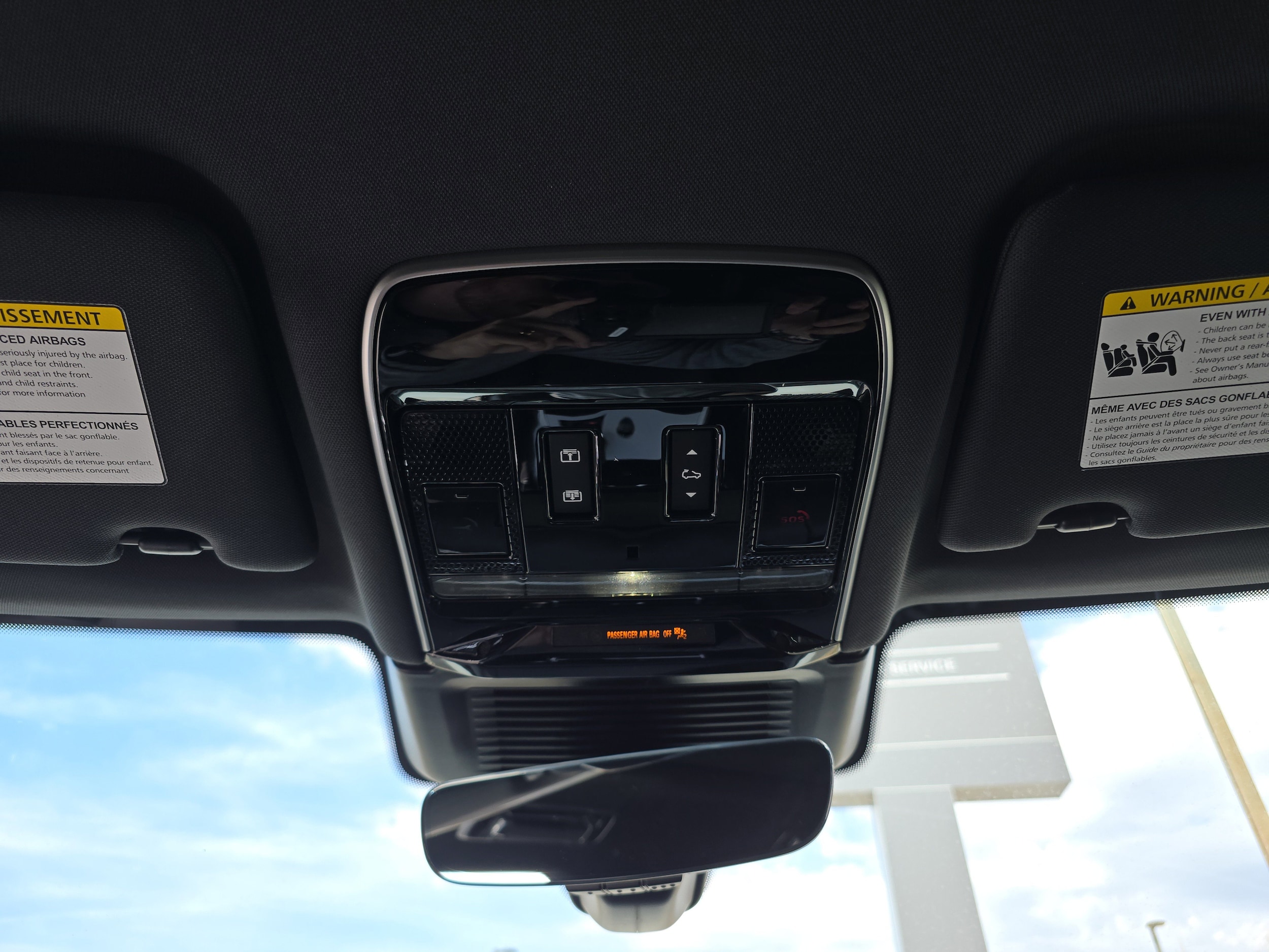 2026 Land Rover Range Rover SE - Photo 26
