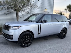 2025 Land Rover Range Rover SE P400 SE LWB 7 Seat