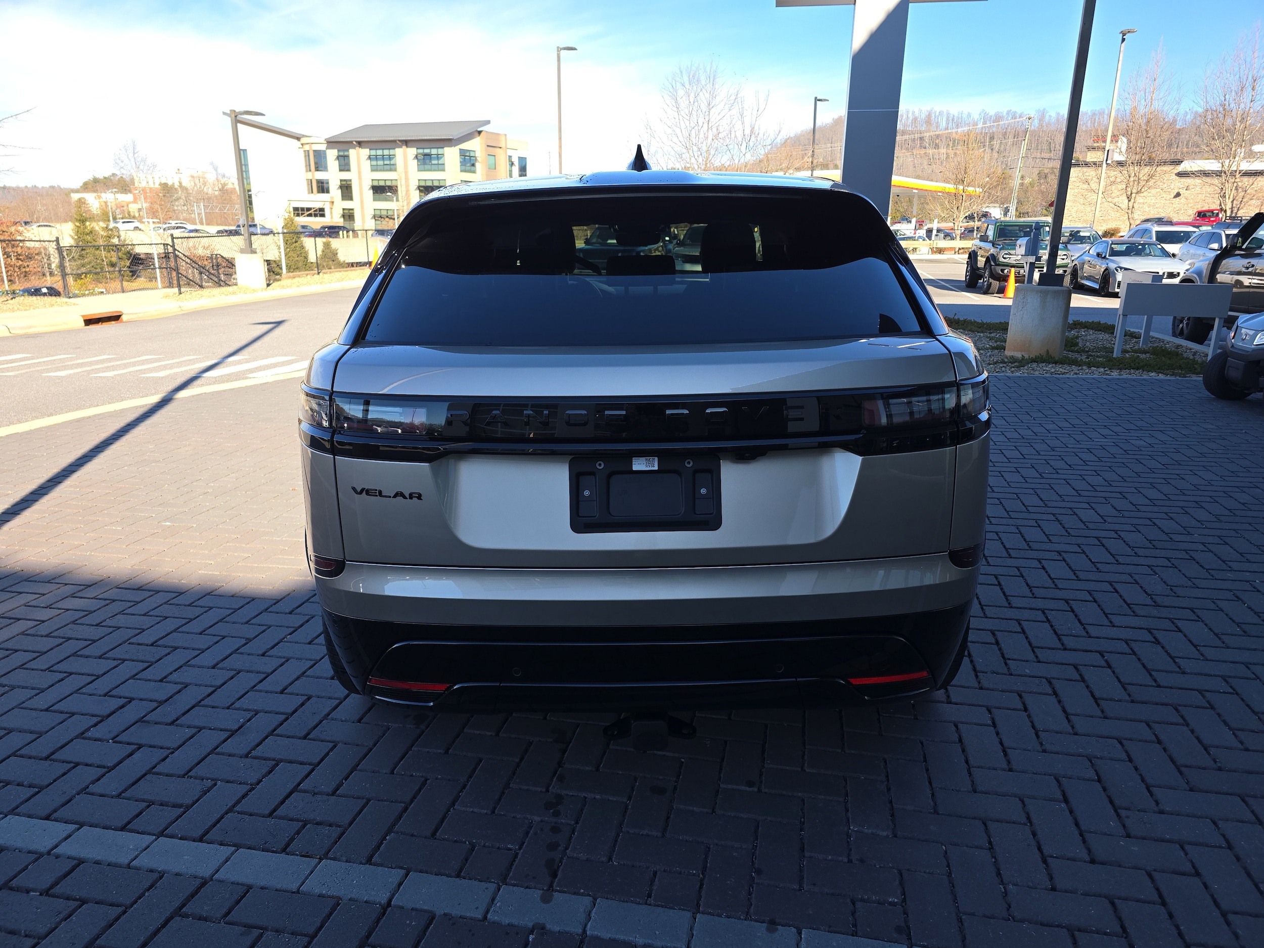 2026 Land Rover Range Rover Velar Dynamic SE - Photo 6
