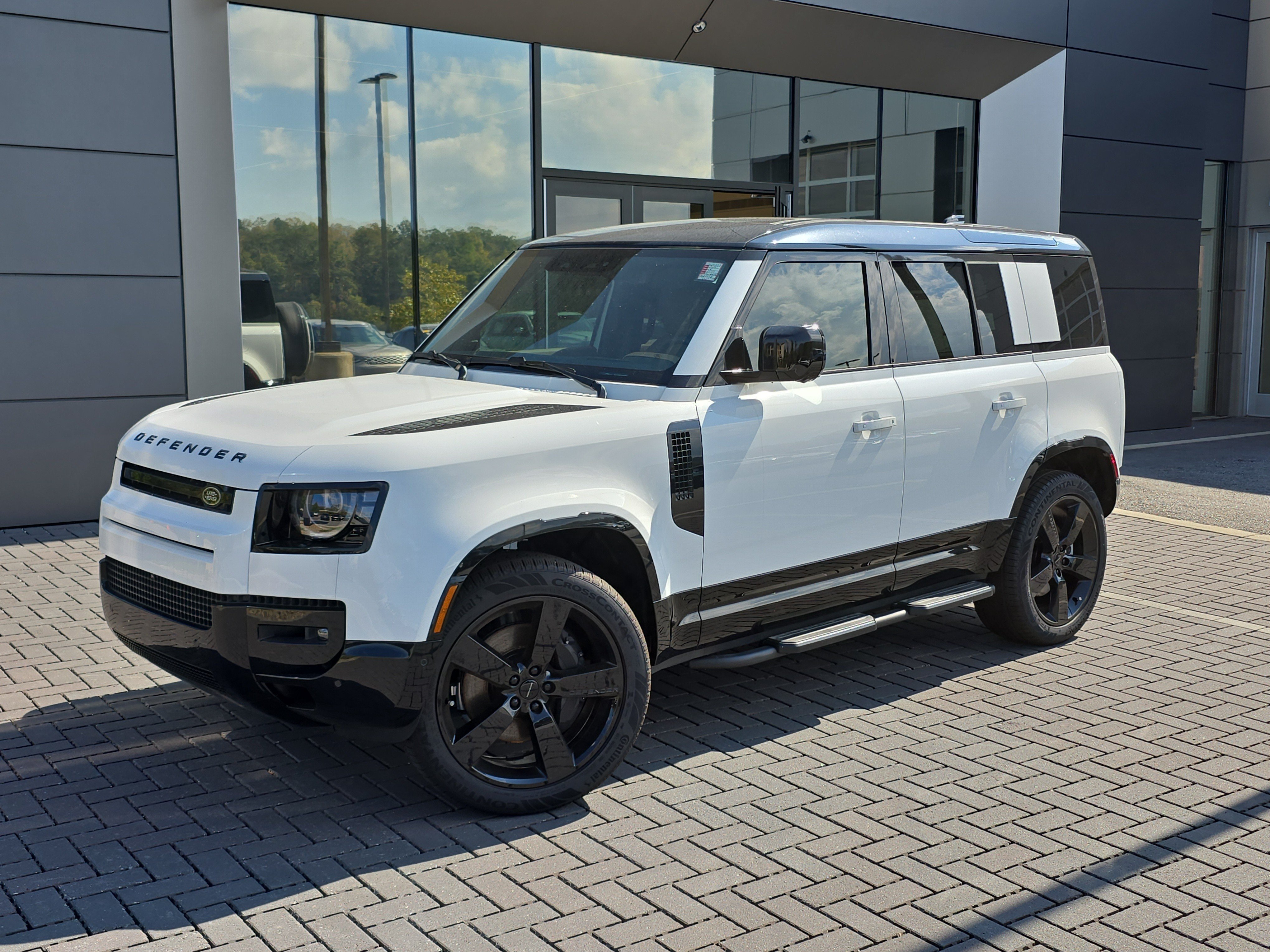 2026 Land Rover Defender