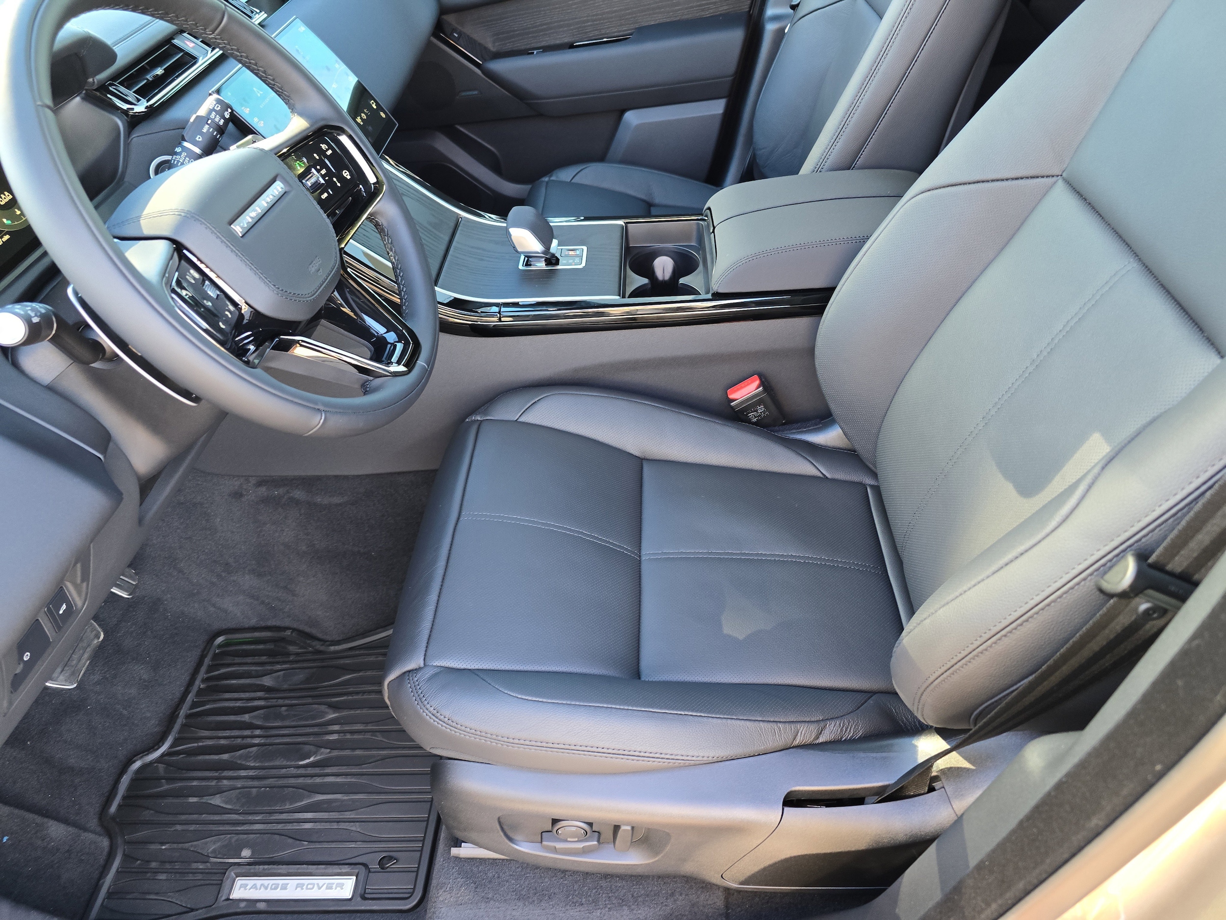 2026 Land Rover Range Rover Velar Dynamic SE - Photo 23