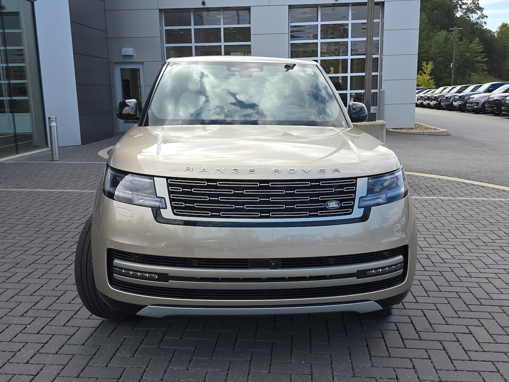 New 2025 Land Rover Range Rover SE 530PS SUV