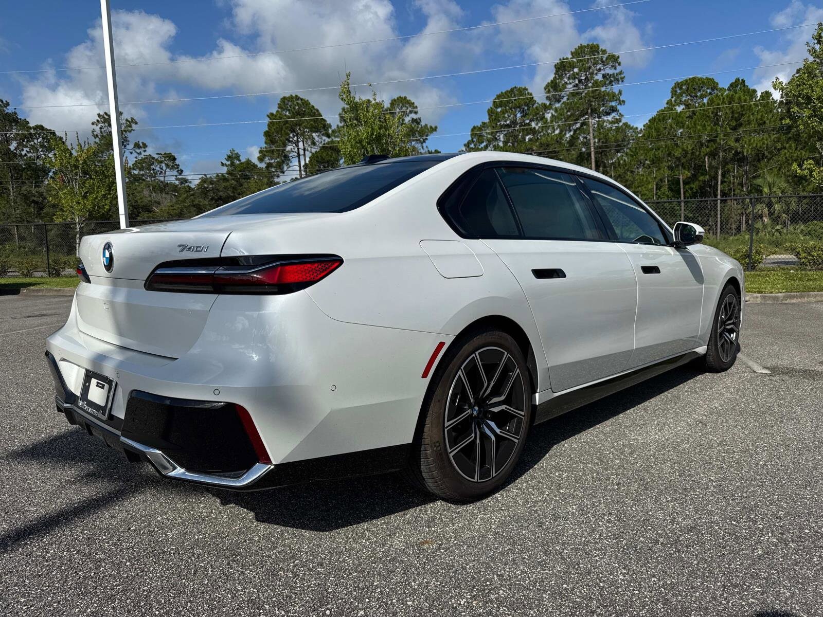 2024 Bmw 740i photo 4
