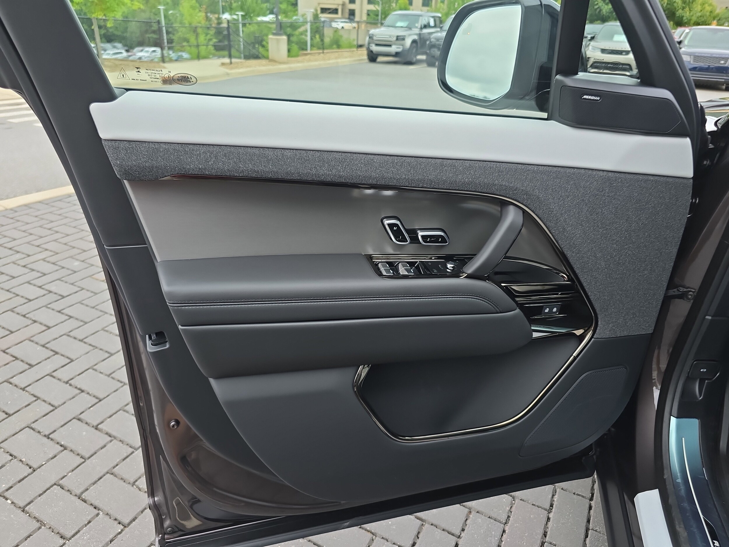 2025 Land Rover Range Rover Sport Dynamic SE - Photo 20