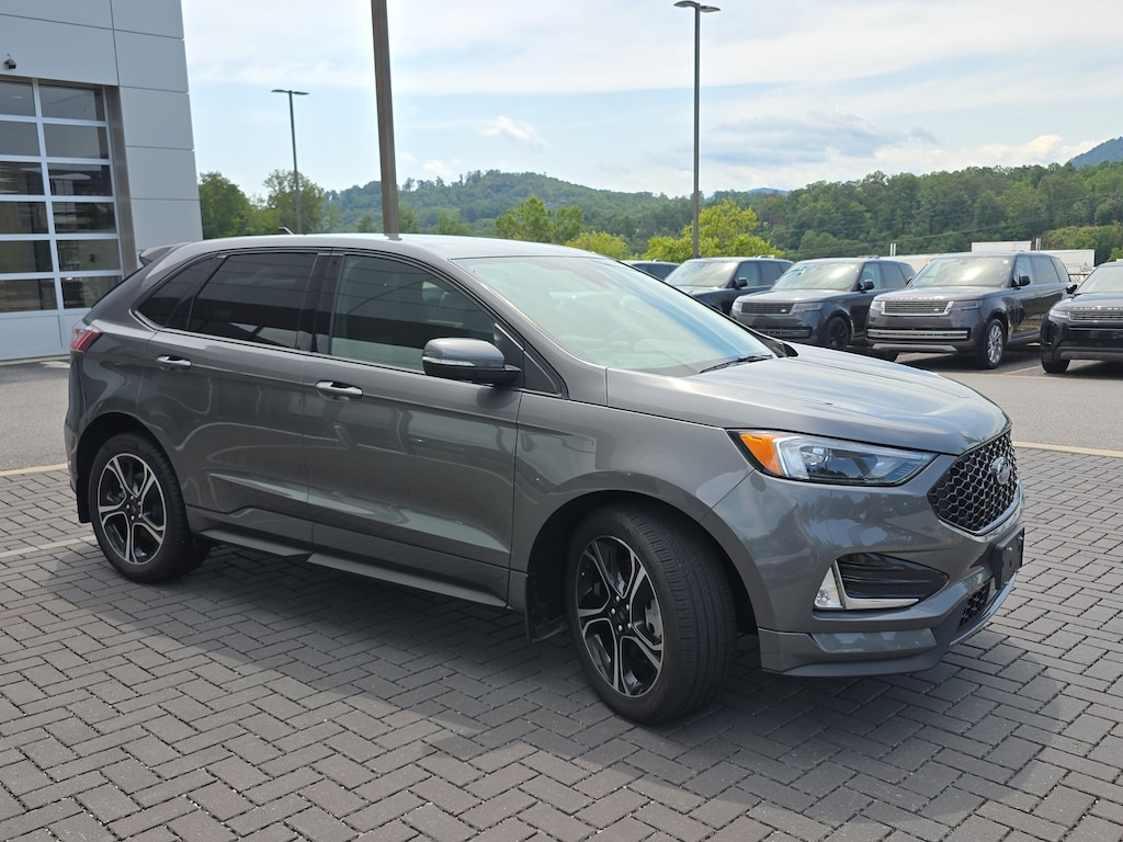 Used 2023 Ford Edge ST AWD