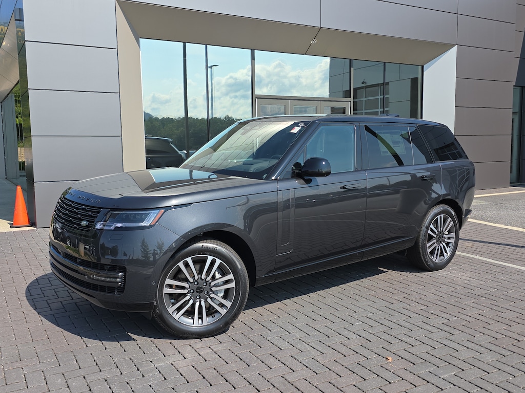 New 2026 Land Rover Range Rover SE LWB 7-Seats / V8 SUV