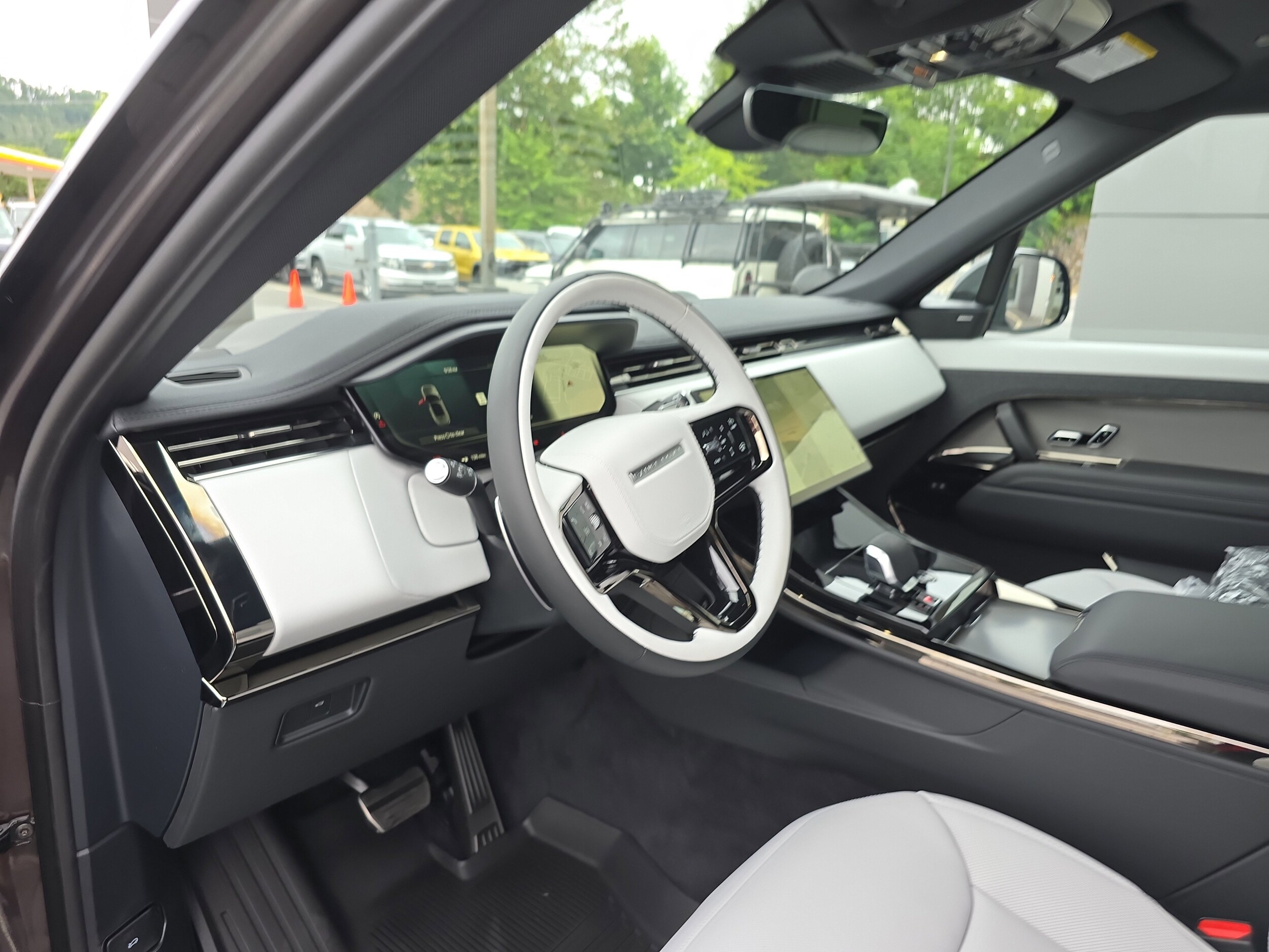 2025 Land Rover Range Rover Sport Dynamic SE - Photo 24