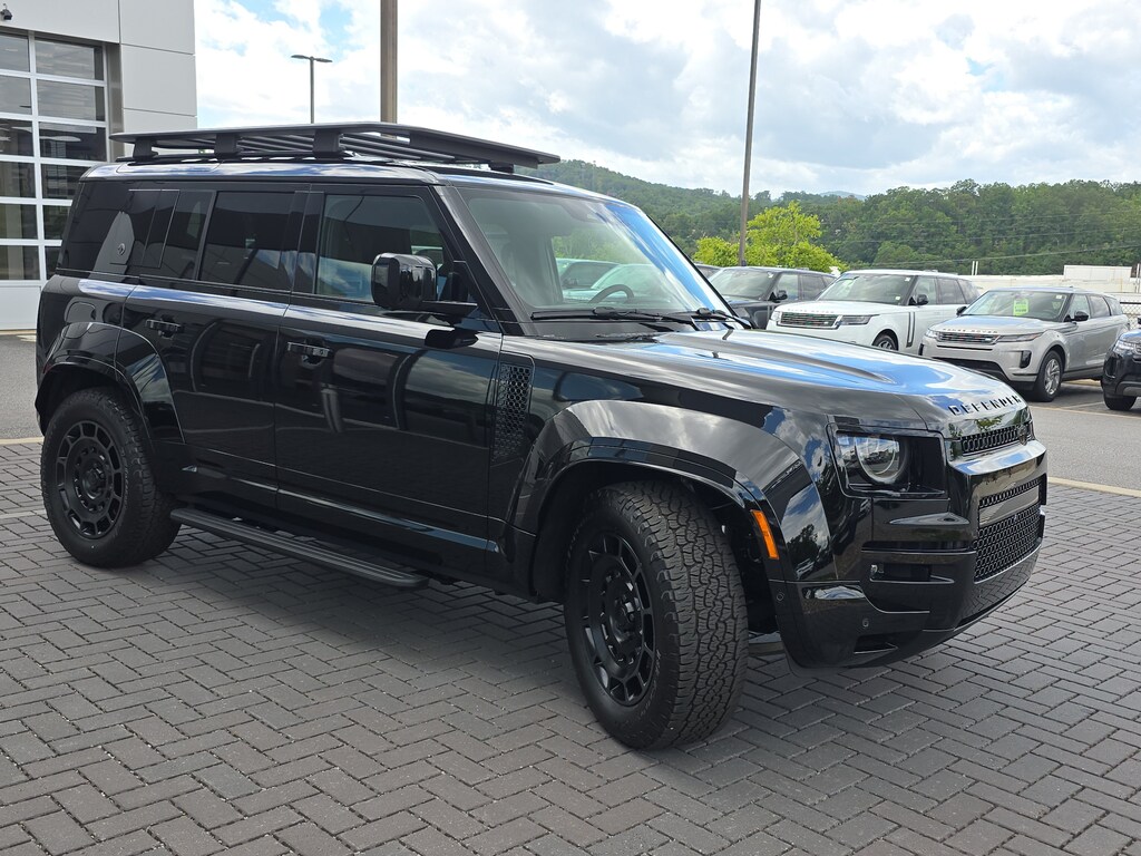 New 2026 Land Rover Defender 110 Octa Black Defender 110 Octa Black SUV