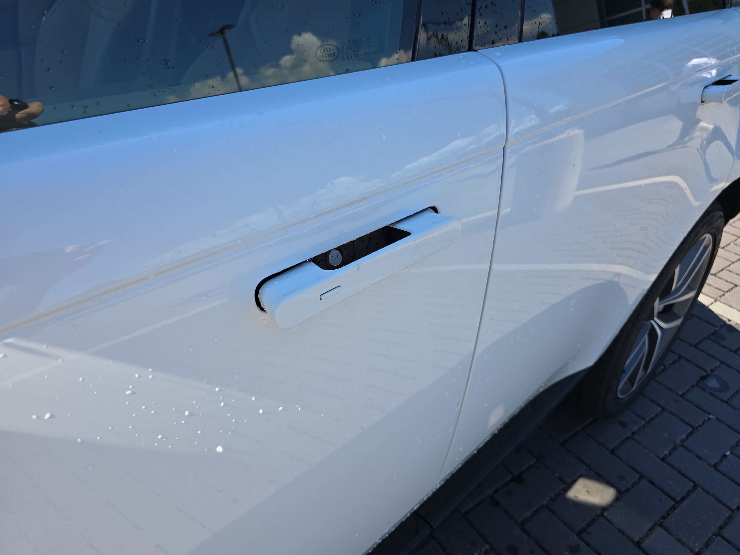 2026 Land Rover Range Rover SE - Photo 12