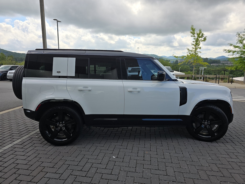 Certified 2023 Land Rover Defender X-Dynamic SE 110 X-Dynamic SE AWD