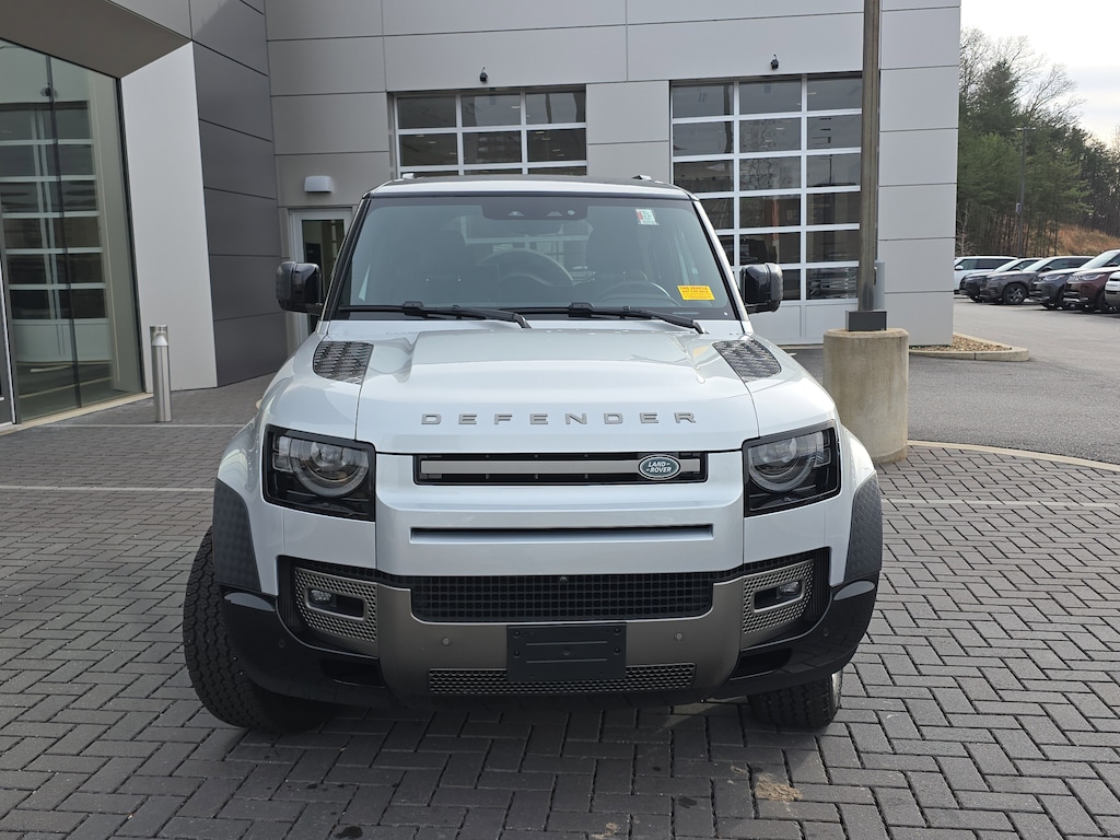 Certified 2024 Land Rover Defender X-Dynamic SE 90 P400 X-Dynamic SE