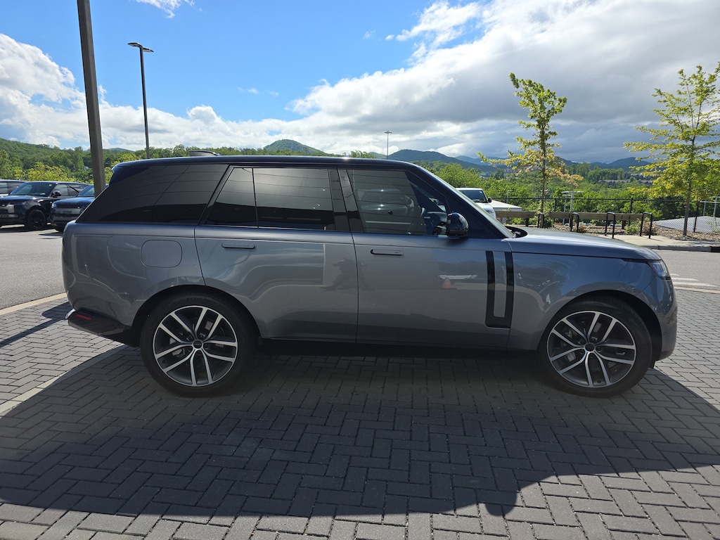 Certified 2026 Land Rover Range Rover SE P400 SE SWB