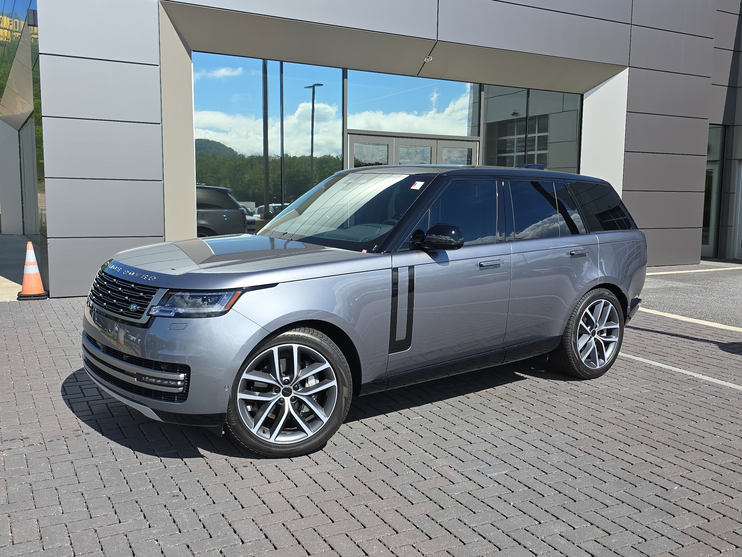 2026 Land Rover Range Rover