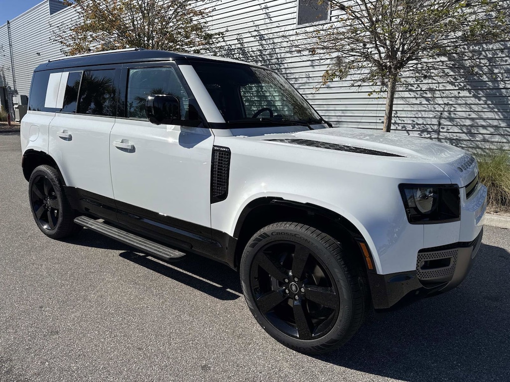 New 2025 Land Rover Defender 110 X-Dynamic SE SUV