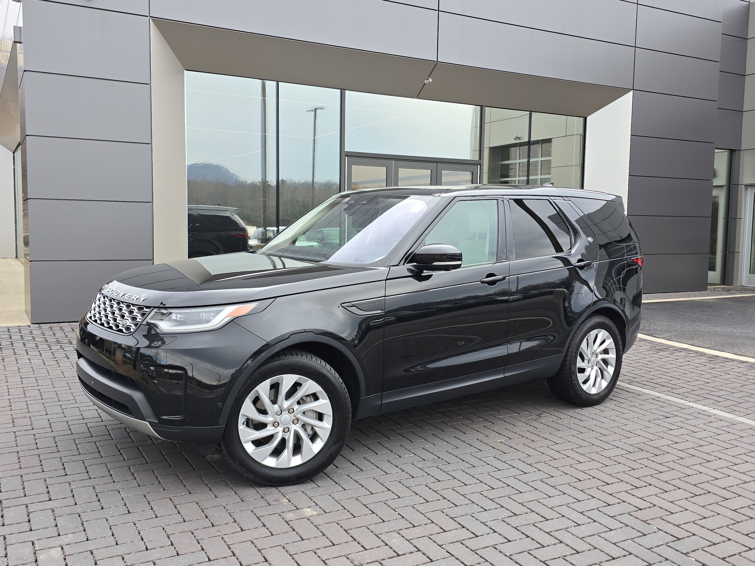 2021 Land Rover Discovery S