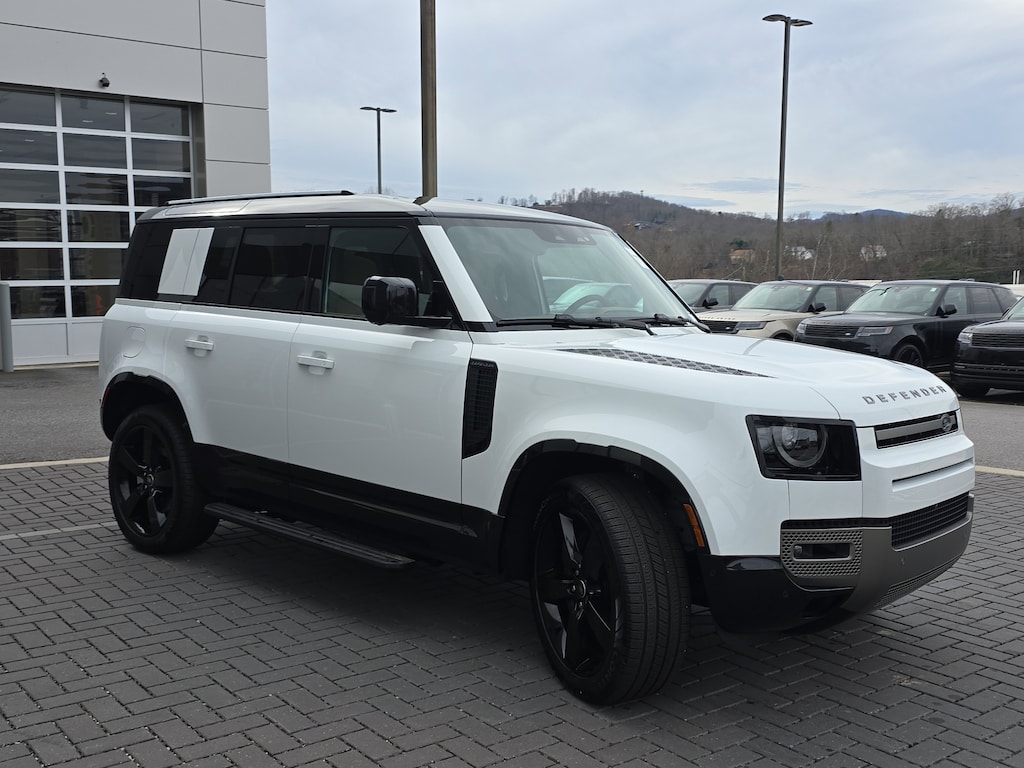 New 2025 Land Rover Defender 110 X-Dynamic SE SUV