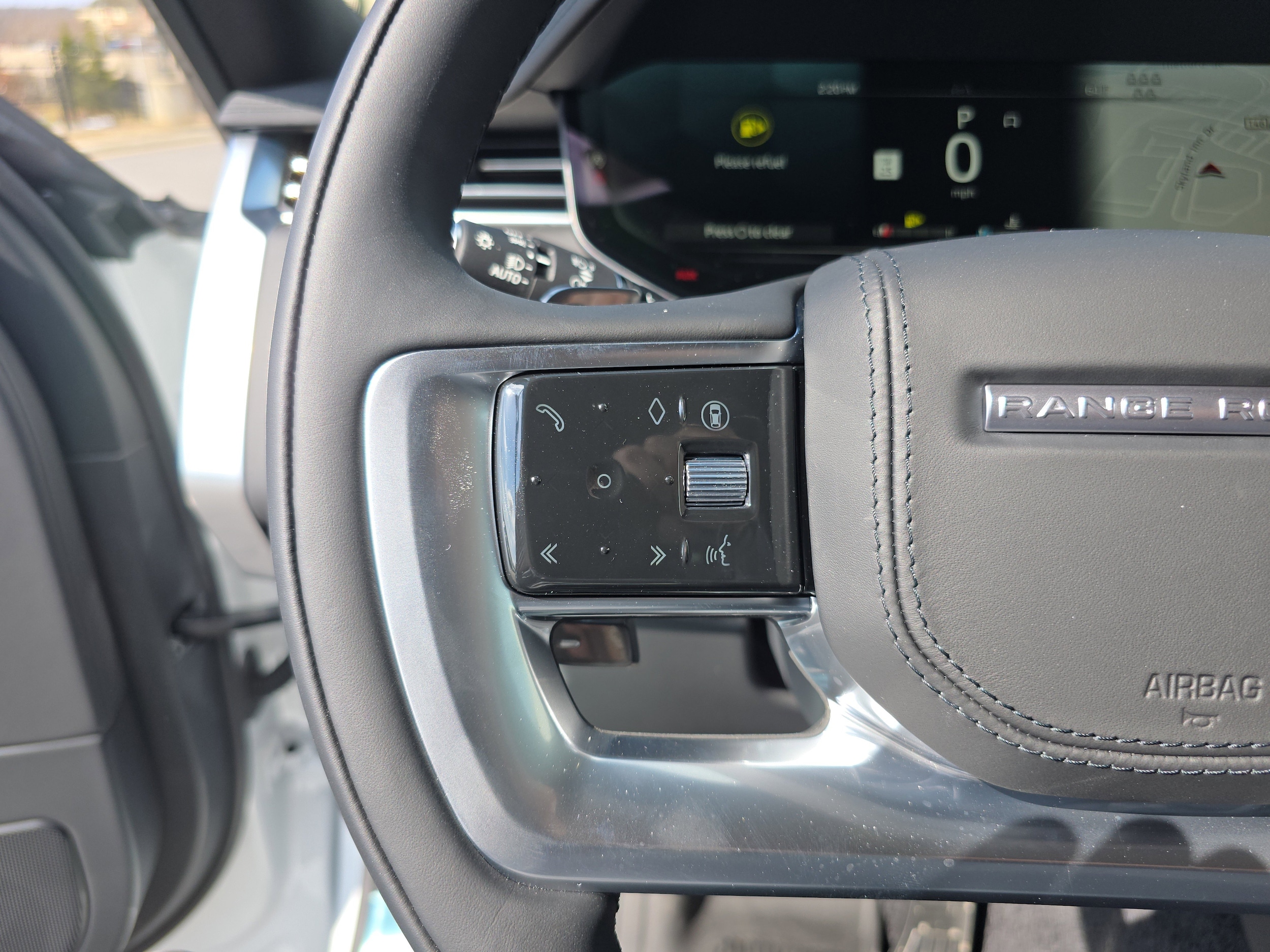 2026 Land Rover Range Rover SE - Photo 33