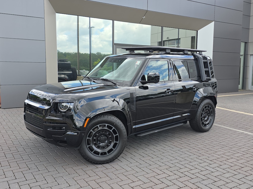 New 2026 Land Rover Defender 110 Octa Black Defender 110 Octa Black SUV