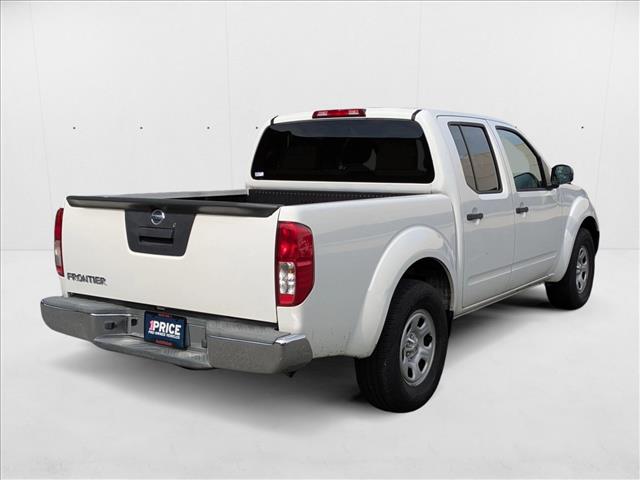 2016 Nissan Frontier Crew Cab S photo 4