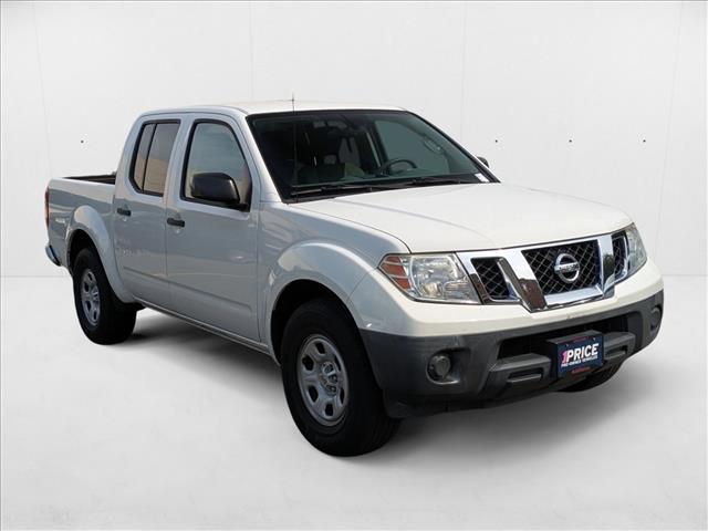 2016 Nissan Frontier Crew Cab S photo 3
