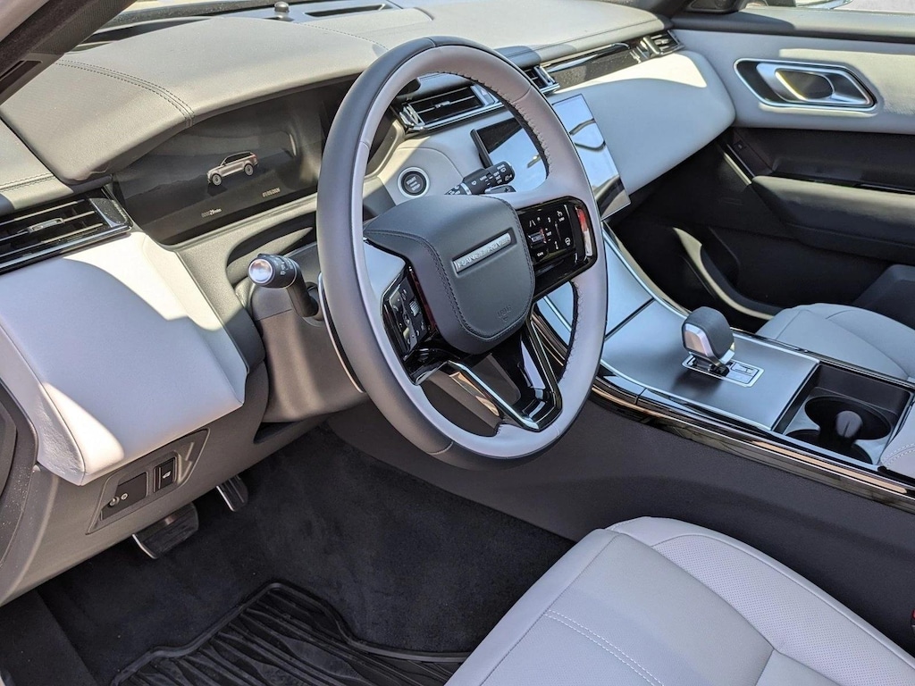 Used 2026 Land Rover Range Rover Velar P250 Dynamic SE SUV