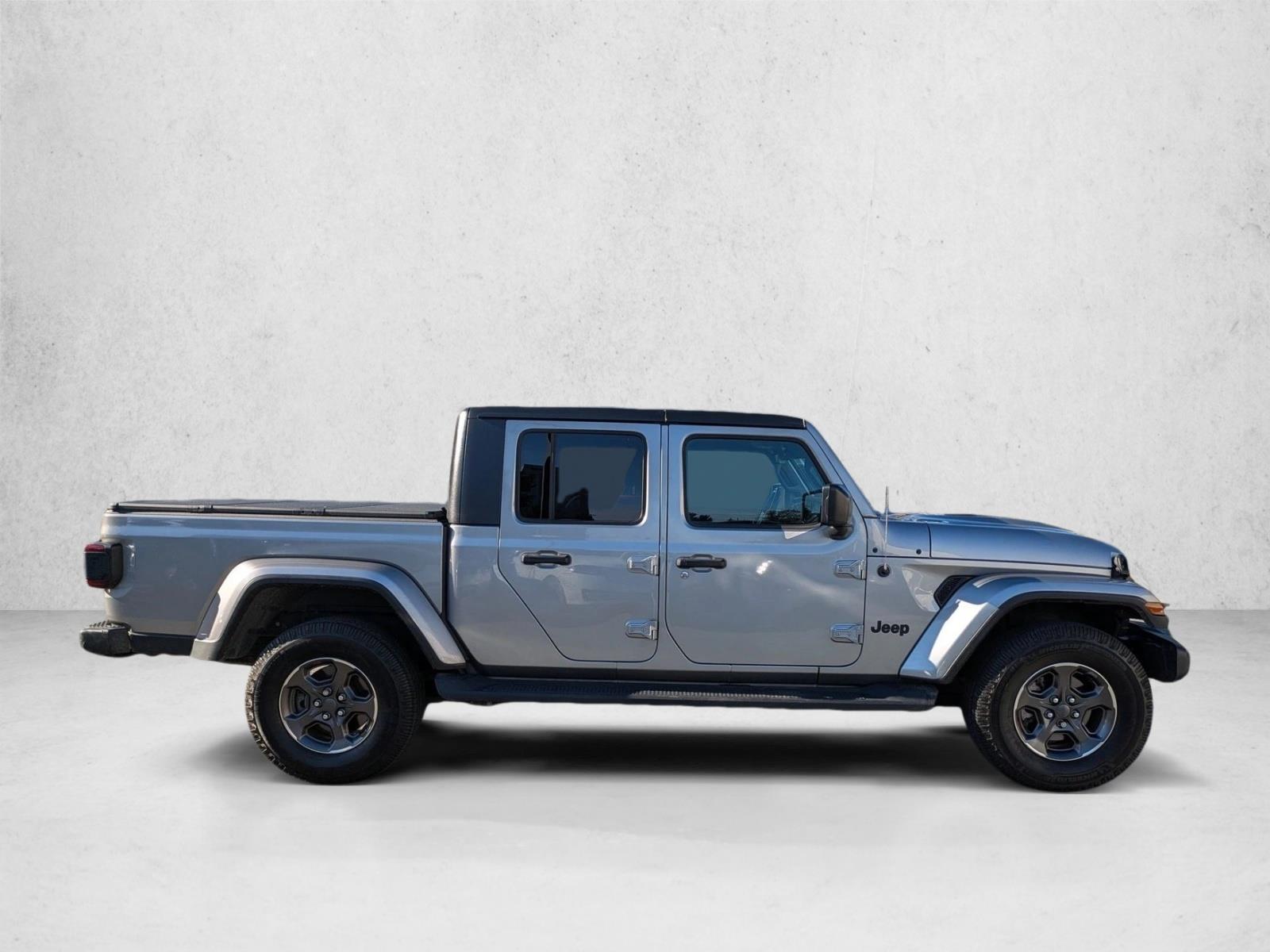 2020 Jeep Gladiator Overland photo 4