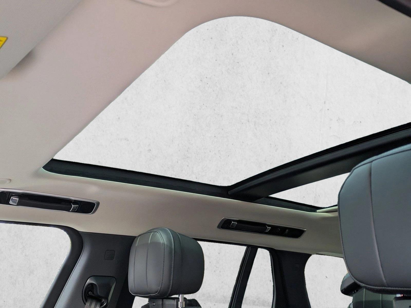 2026 Land Rover Range Rover SE - Photo 15