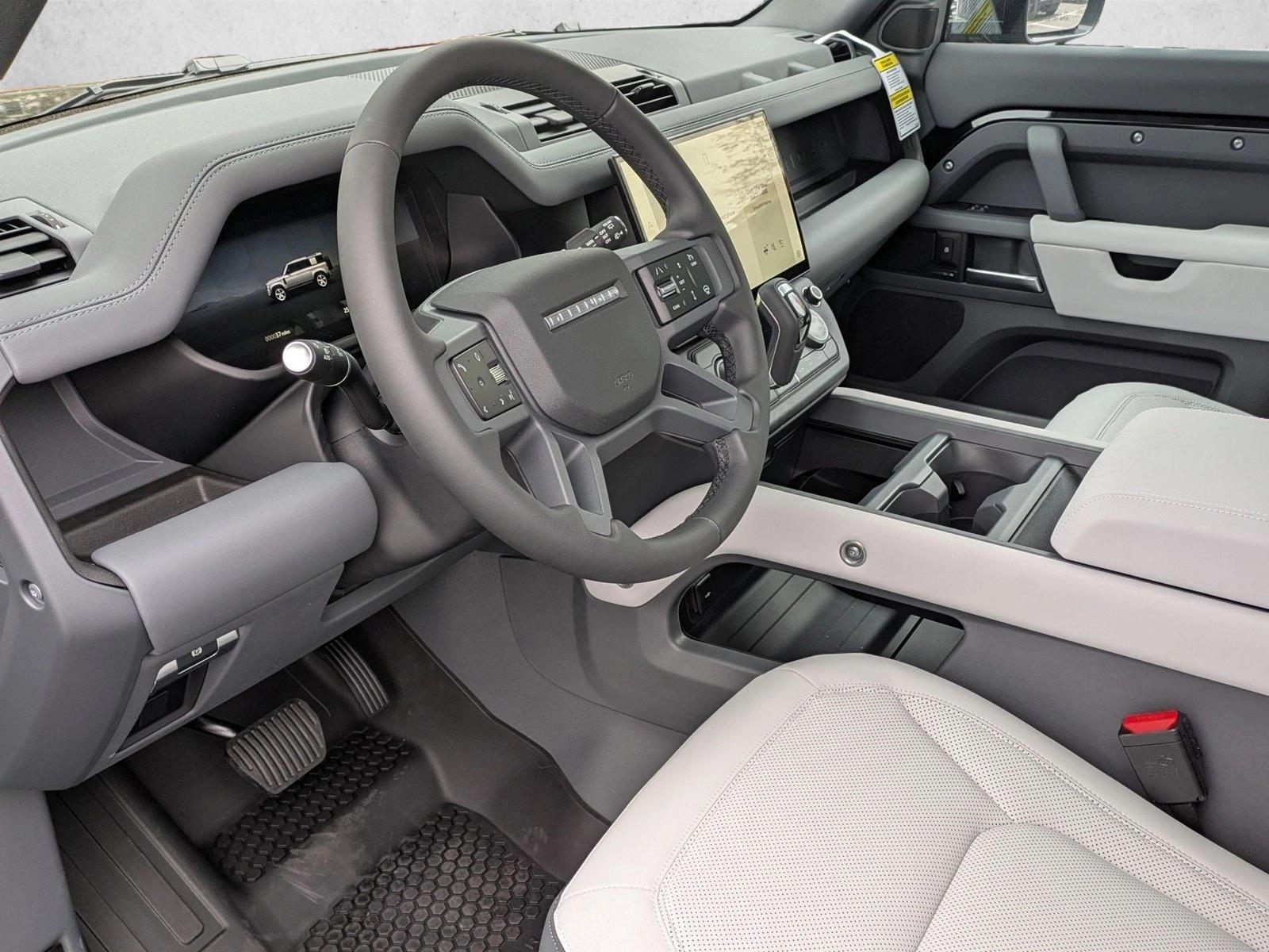 2026 Land Rover Defender 110 S photo 3