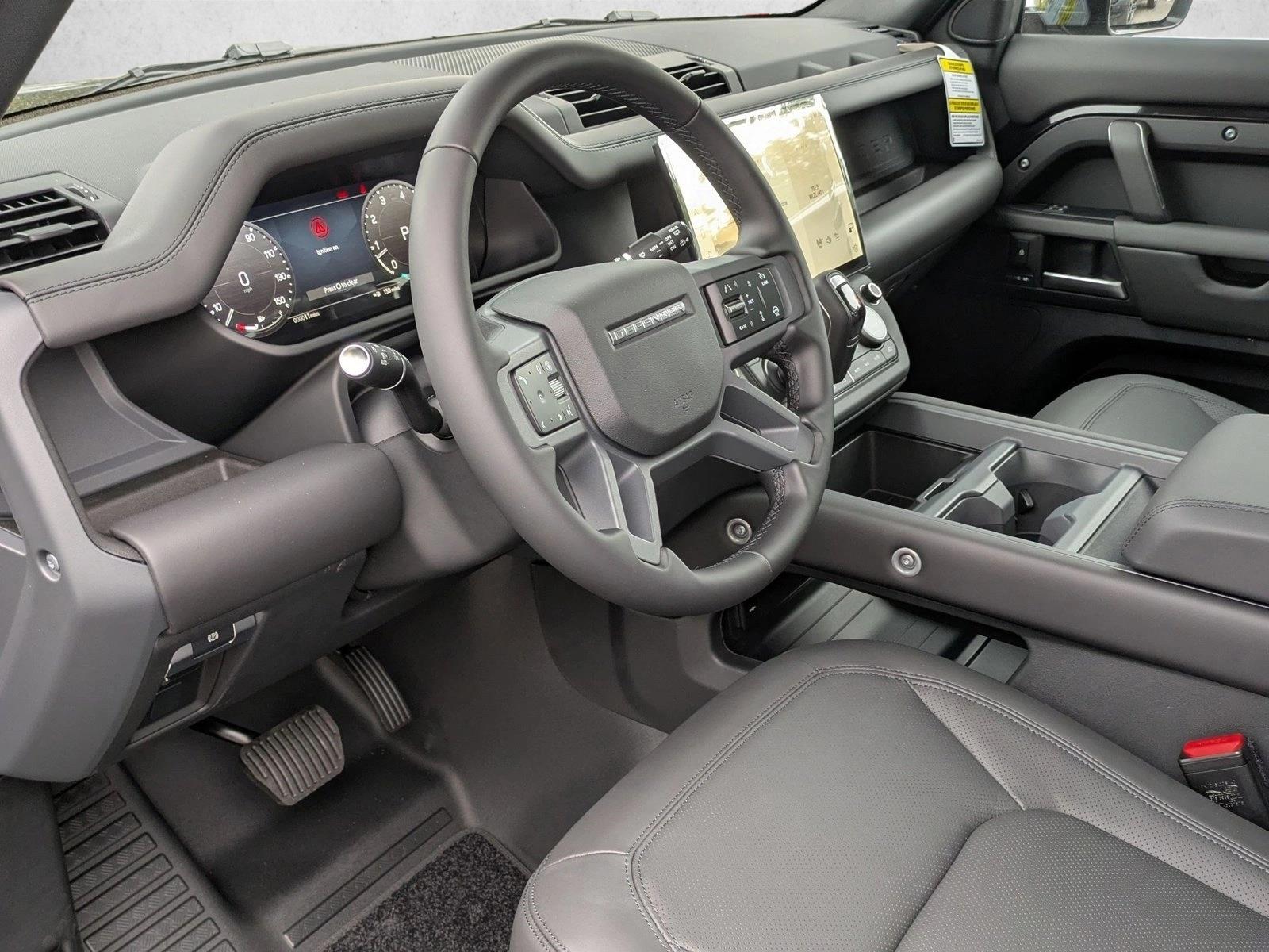 2026 Land Rover Defender 110 S photo 3
