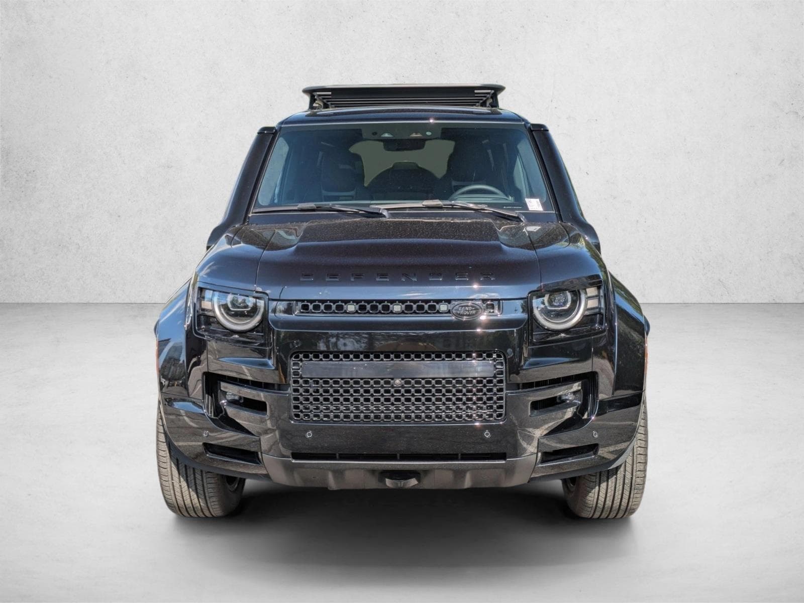 2026 Land Rover Defender OCTA Black - Photo 6