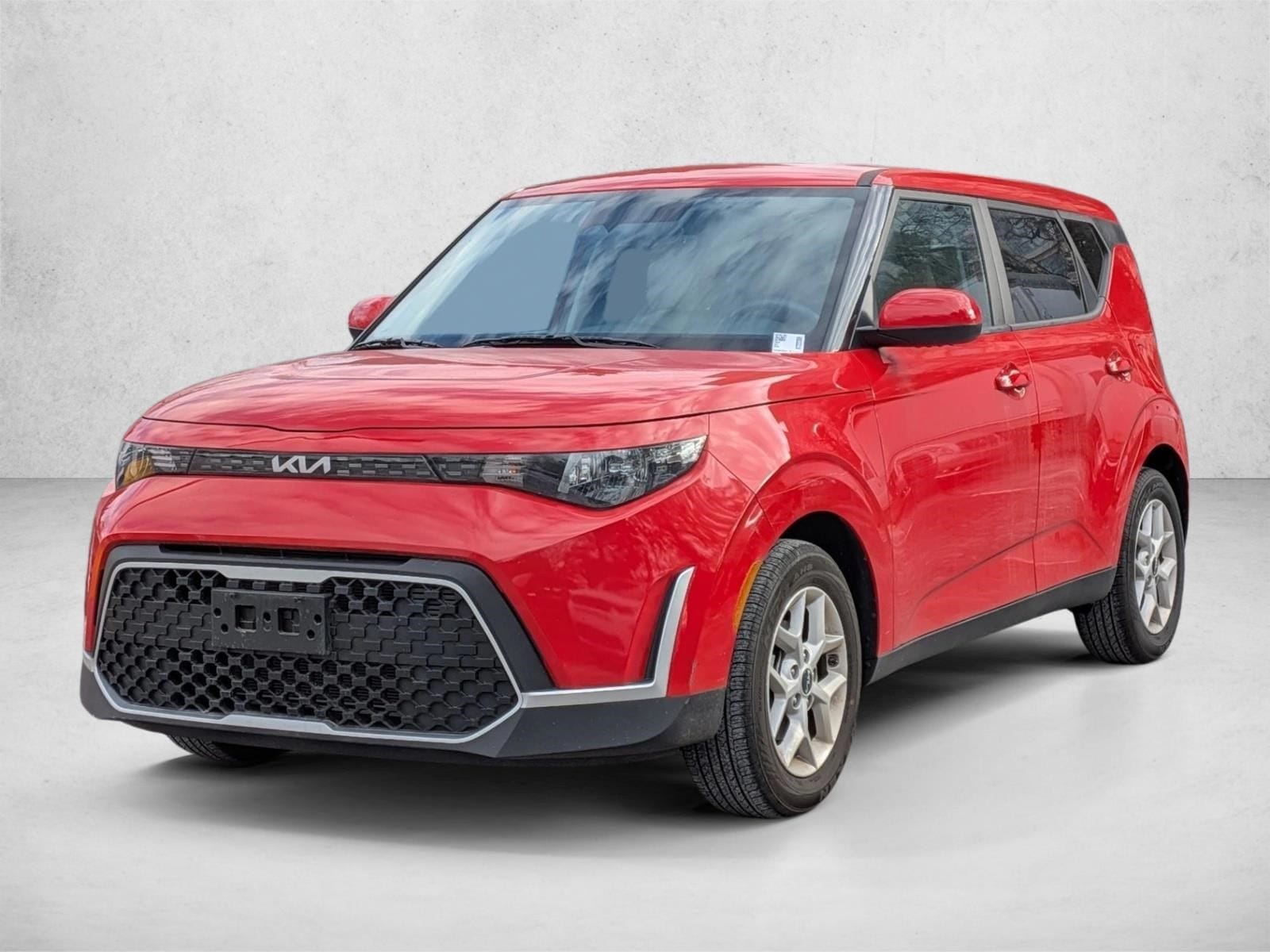 2024 Kia Soul LX's photo