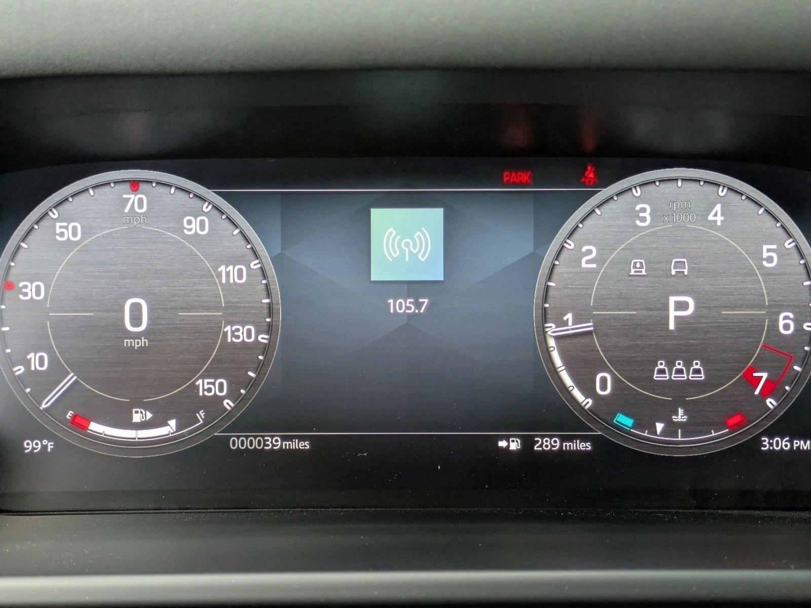 2026 Land Rover Defender X-Dynamic SE - Photo 11
