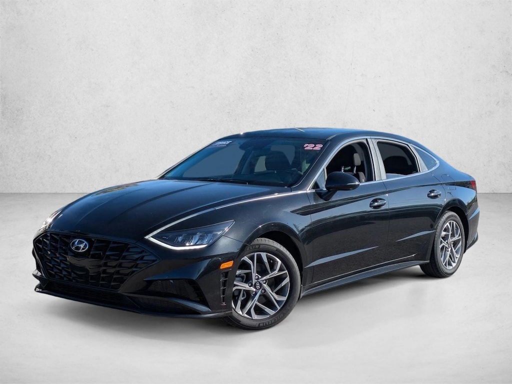 Used 2022 Hyundai Sonata SEL Sedan