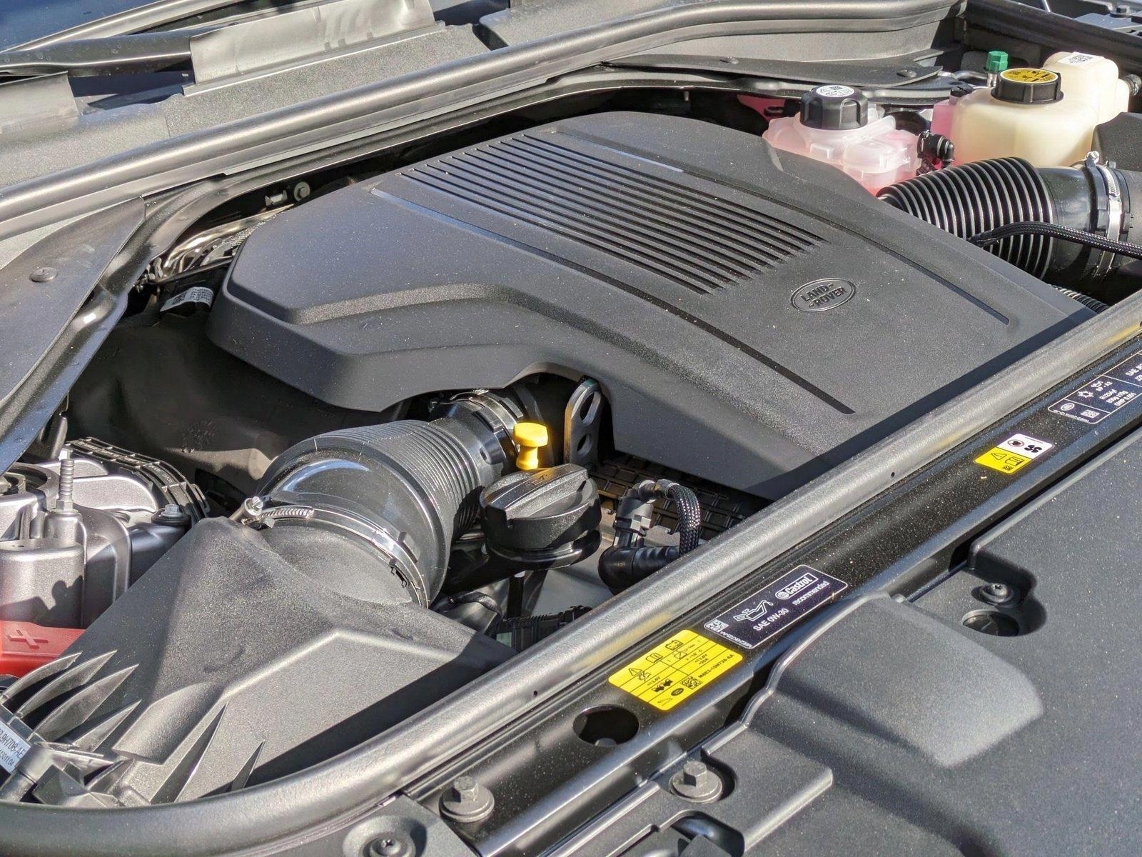 2025 Land Rover Range Rover SE - Photo 19