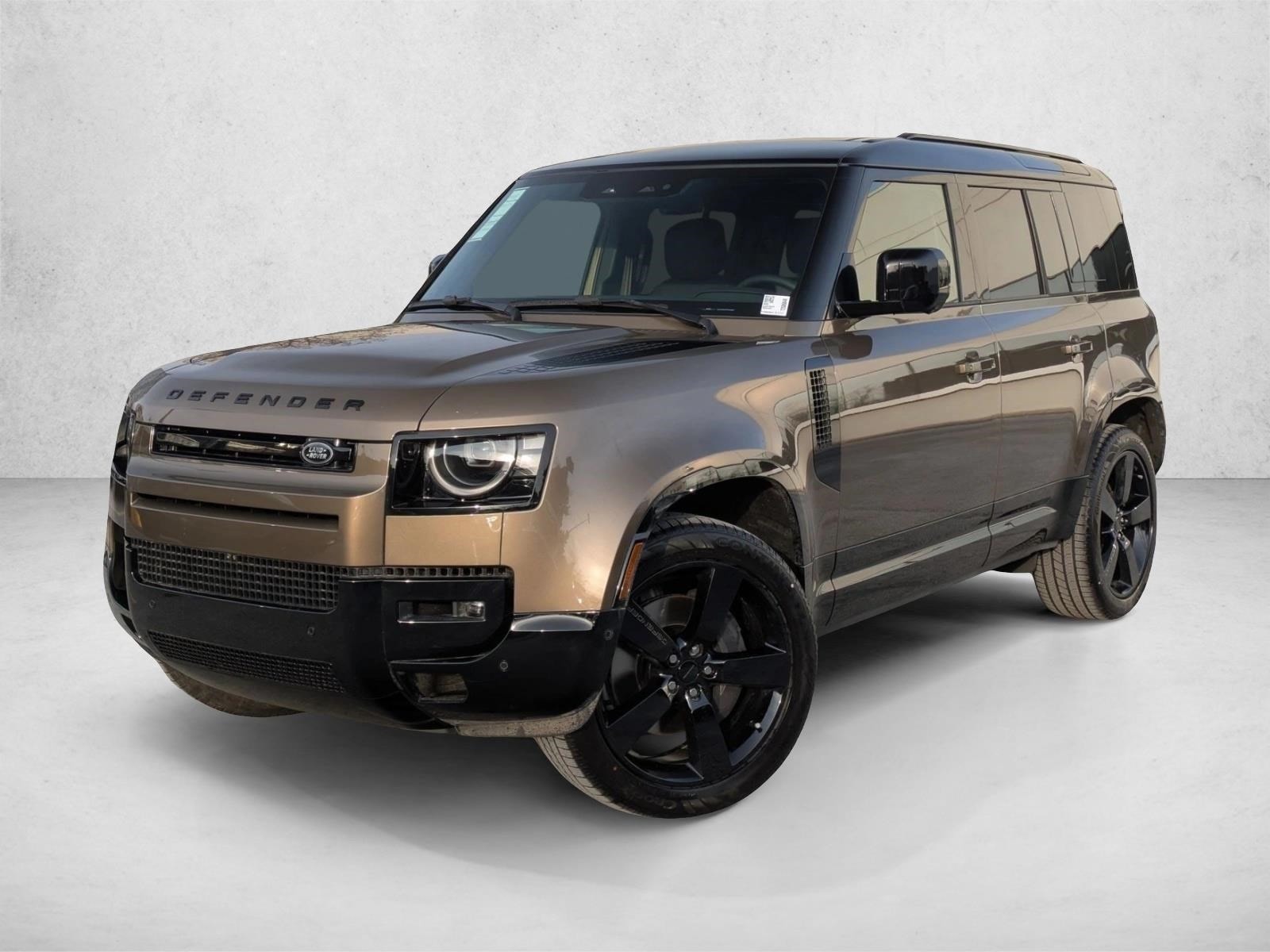 2026 Land Rover Defender X-Dynamic SE's photo